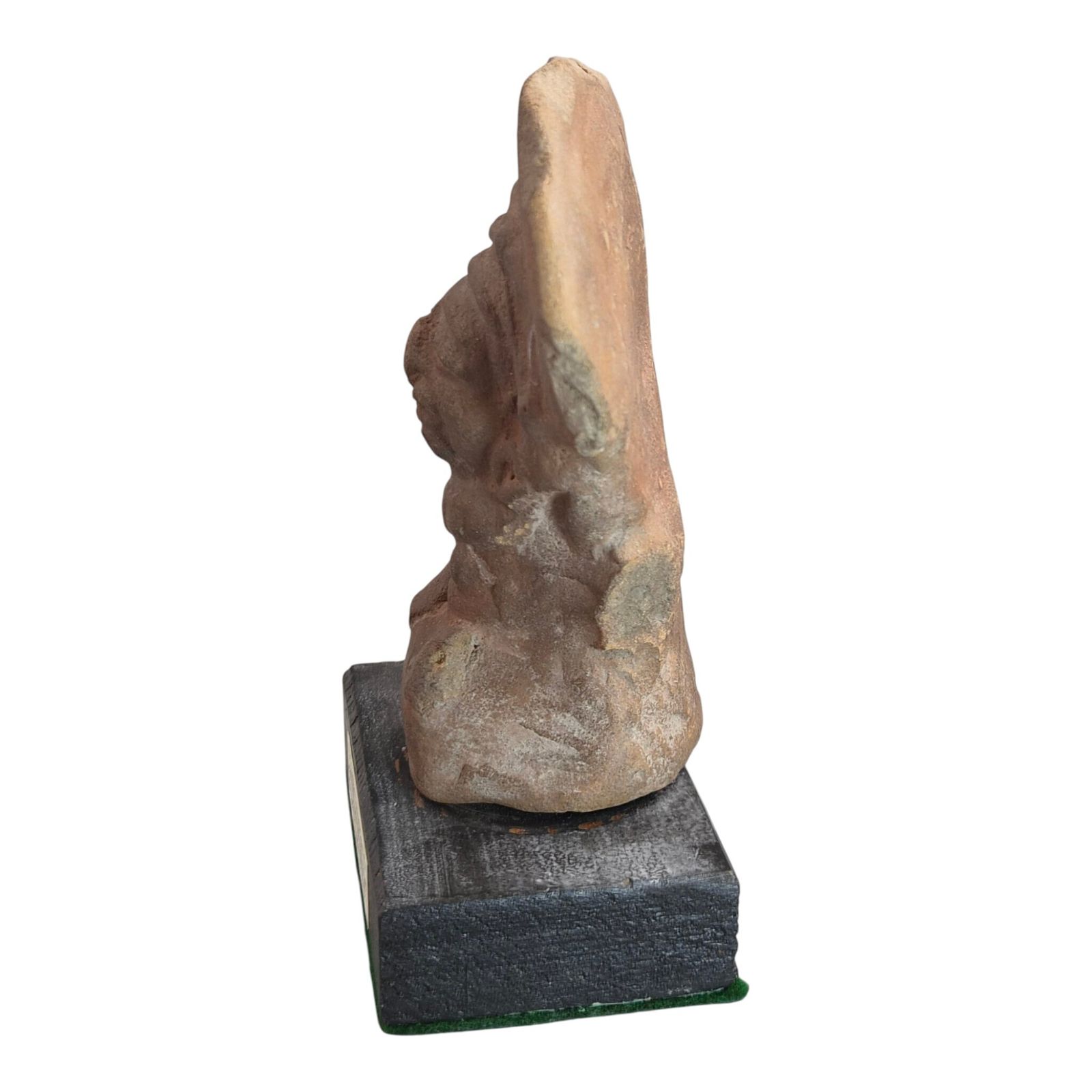 Groot Precolumbiaans Jama-Coaque zittend vrouwelijk figuur, ca. 100 v.Chr.-500 n.Chr. photo furniture