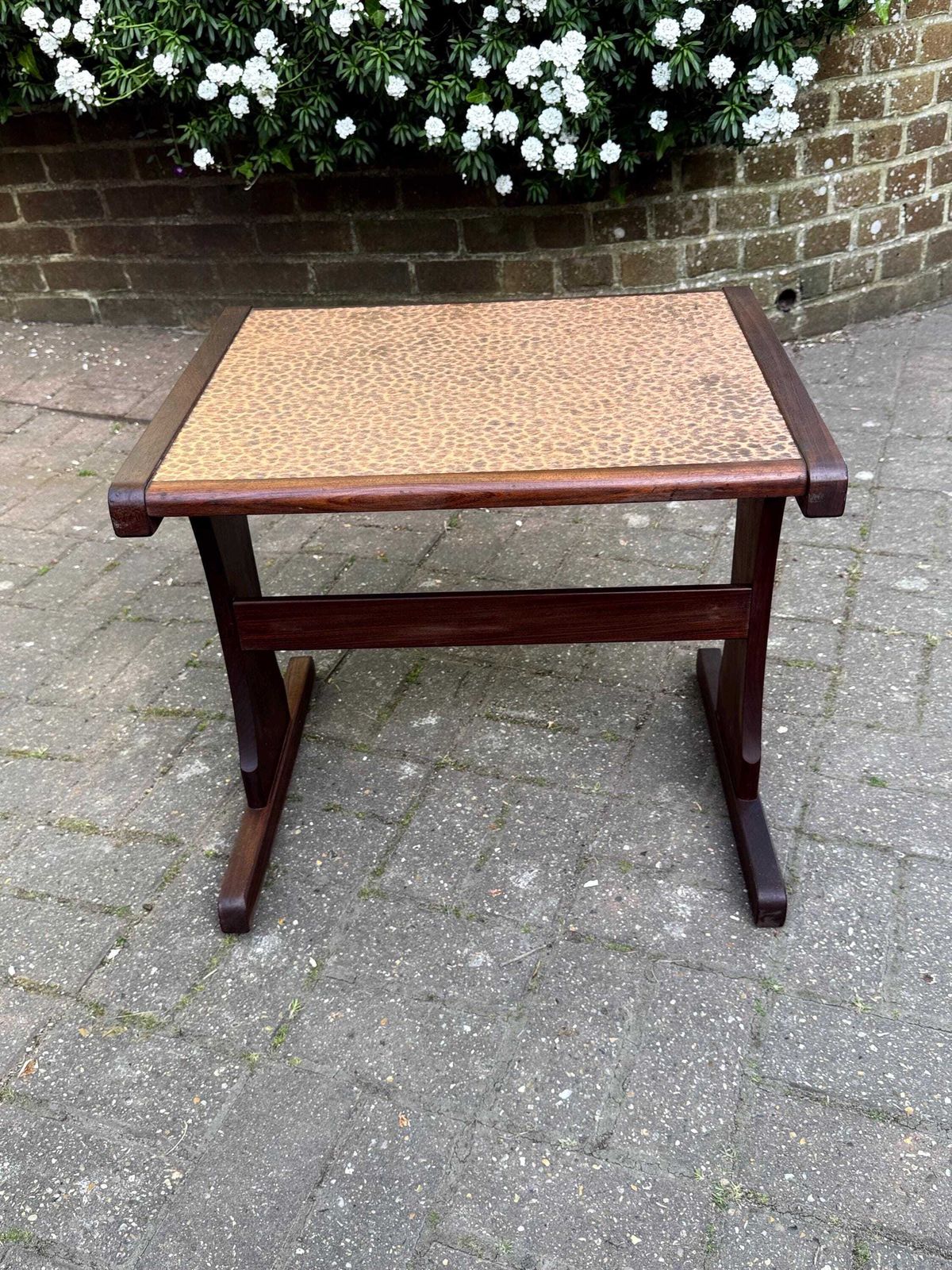 photo buy Vintage Mid Century Hammered Copper Top Side Table Retro Occasional Table, G Plan Style L