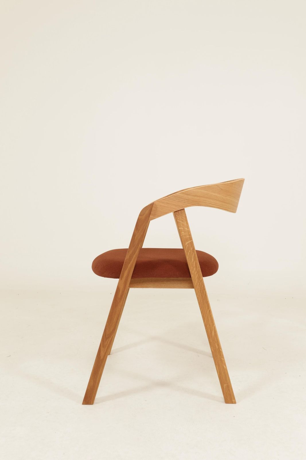 Set Of 6 Oak Chair – Natural Oak & Terracota Upholstery Mid Century Design photo 1359.0