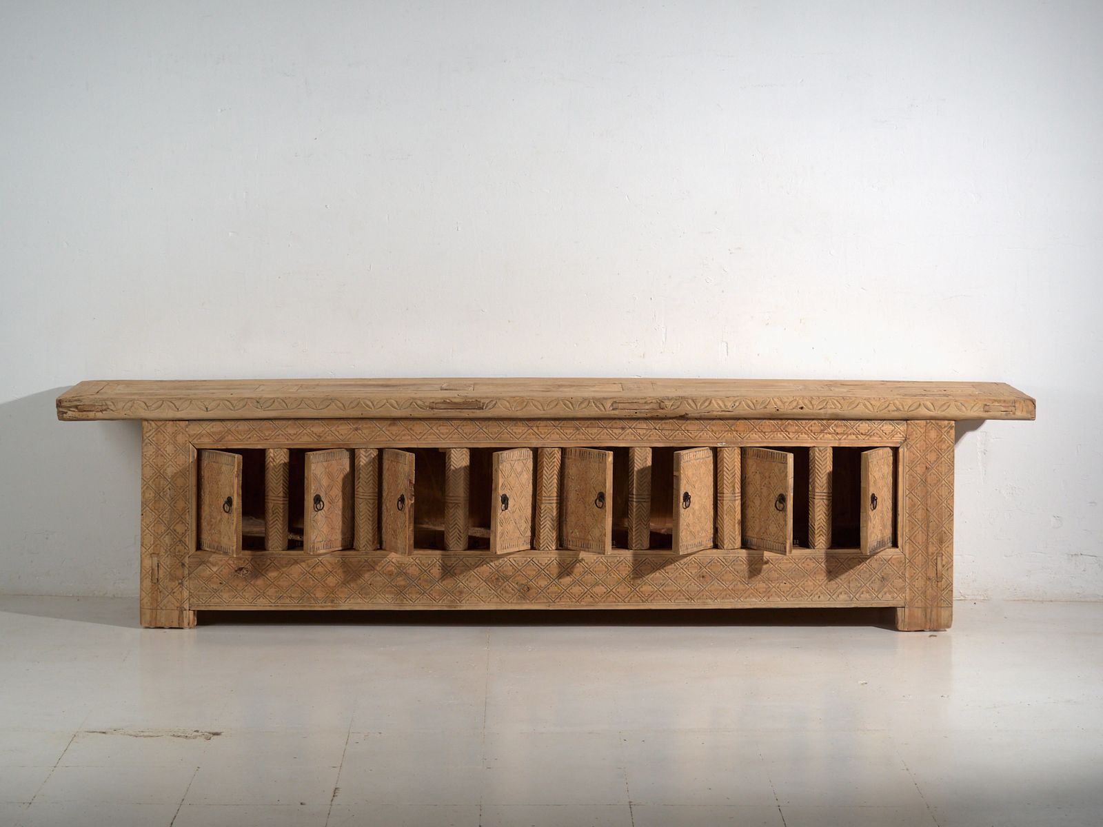 photo vintage Antique Carved Low Sideboard In Pine Wood  China  Circa 1900
