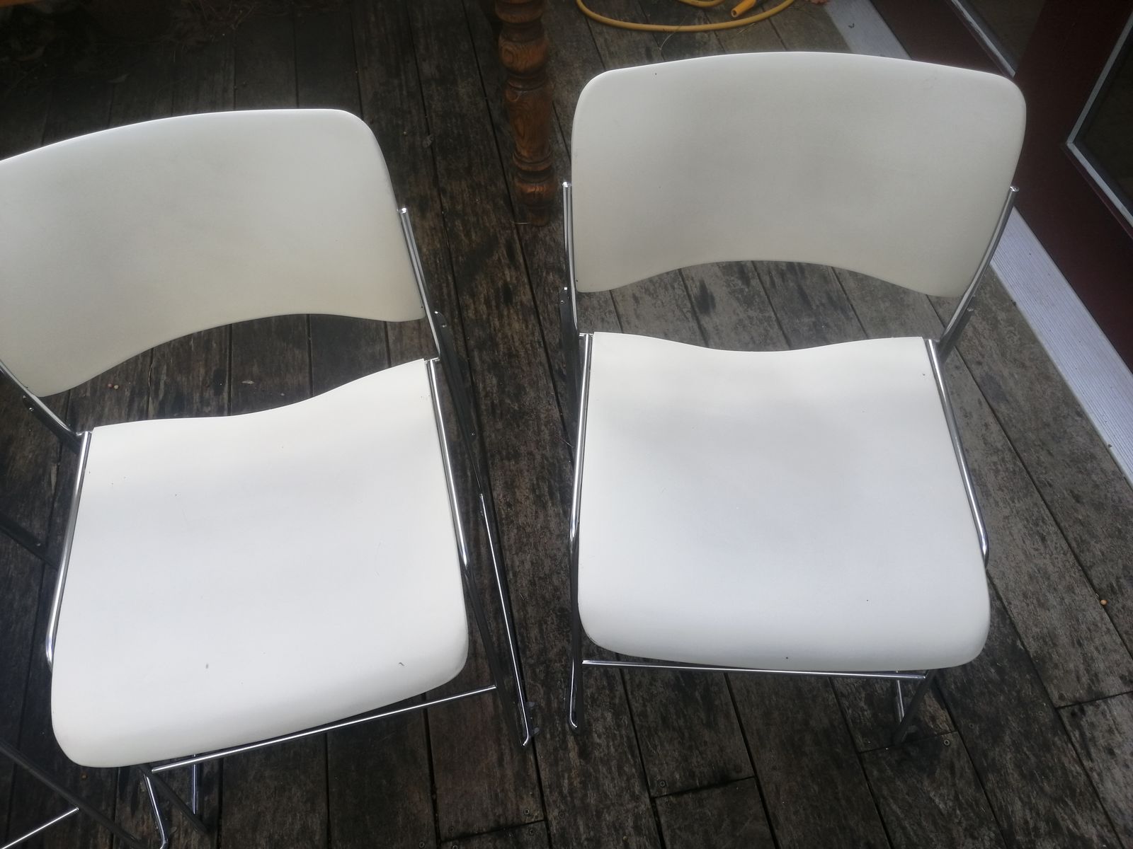 David Rowland 40/4 Stackable Chairs photo 600.0