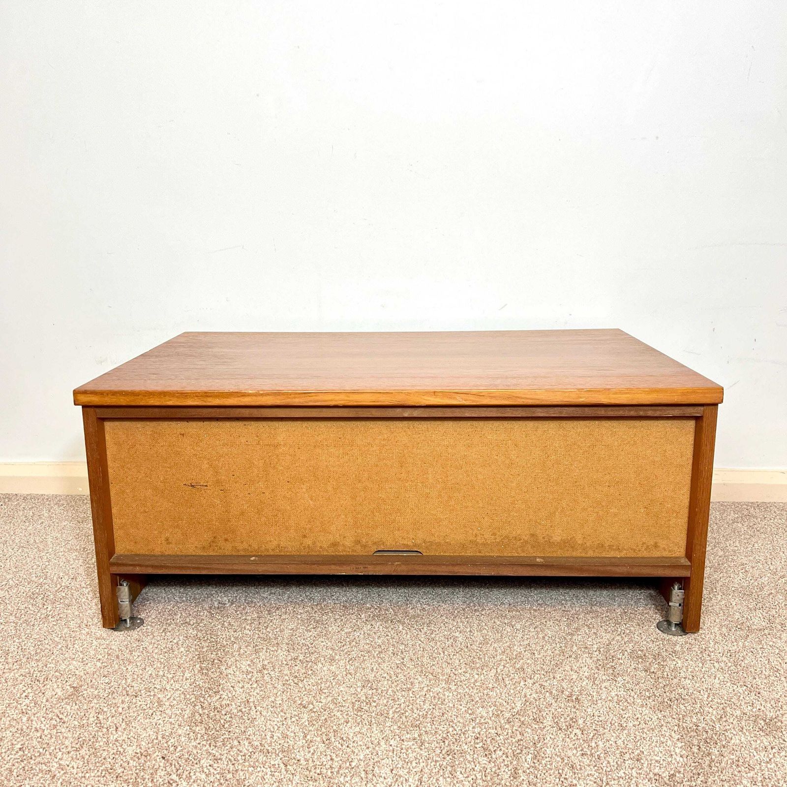 photo vinterior Mid Century Teak Media Unit , Tv Stand With Sliding Shelf