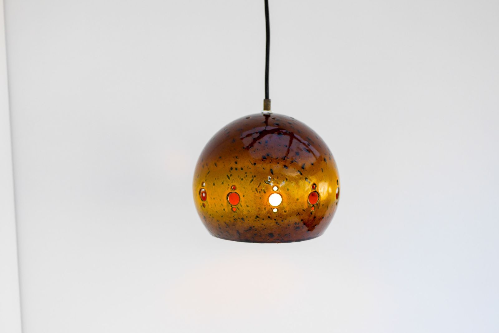 photo buy Vintage Geëmailleerde Hanglamp Van Hustadt Leuchten, Jaren 1960