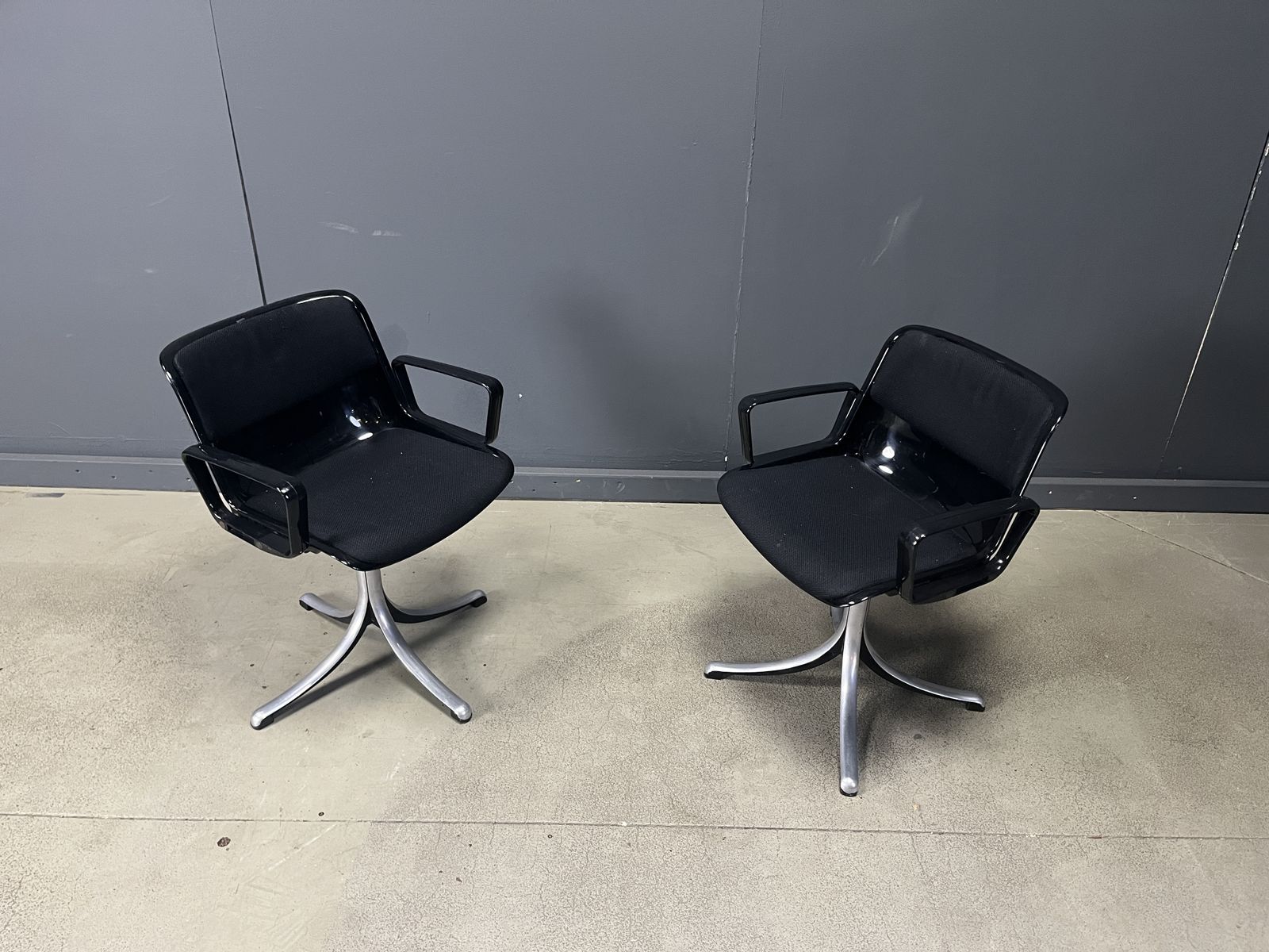 Osvaldo Borsani 'Modus' Chairs For Tecno, 1970s   Set Of 2 photo vinterior