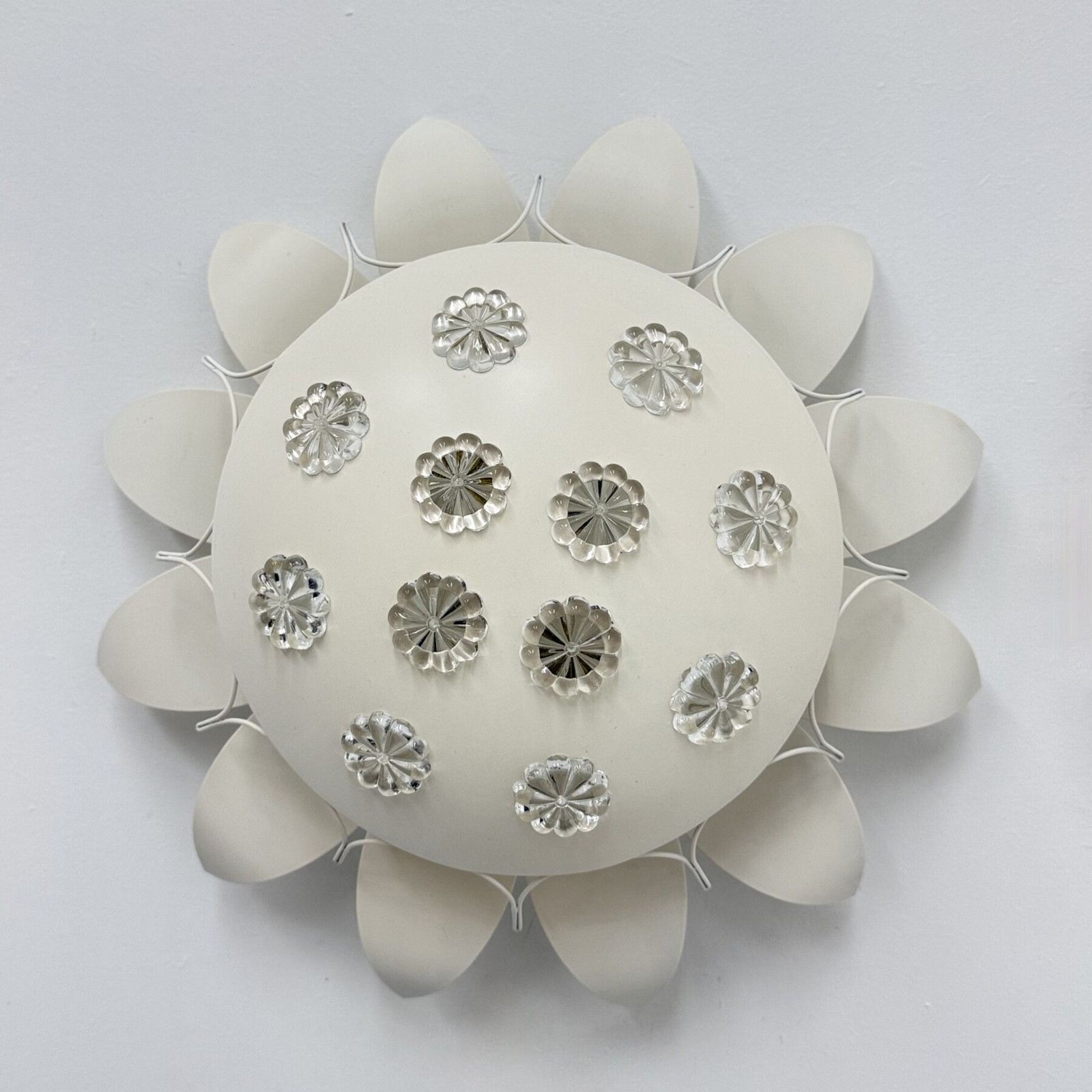 Set Of 2 Emil Stejnar Wall Lamp With Flower Crystals , 1950s Vienna photo vinterior