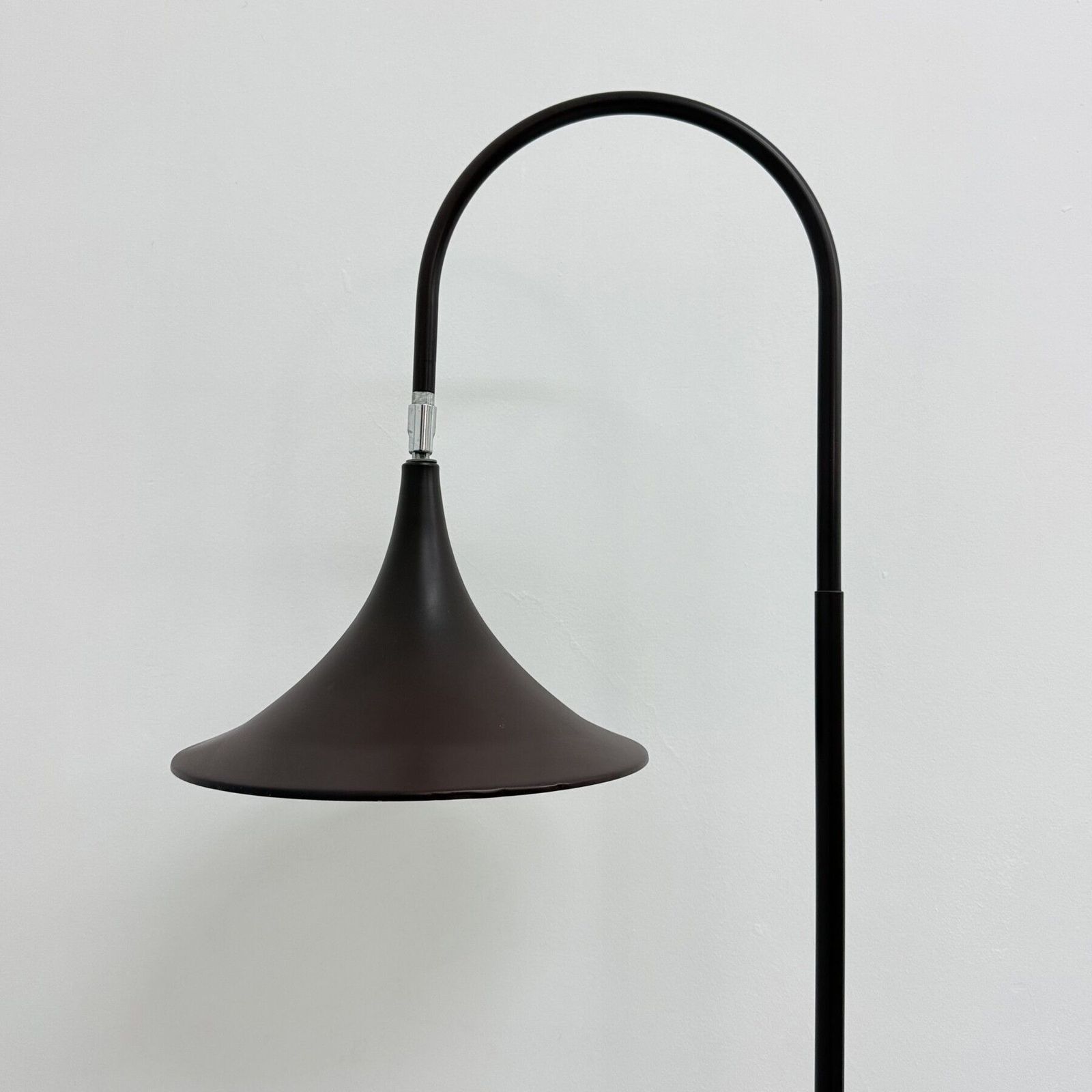 Lampadaire minimaliste Hala Zeist Trumpet brun, design néerlandais, années 1970 photo 483.0