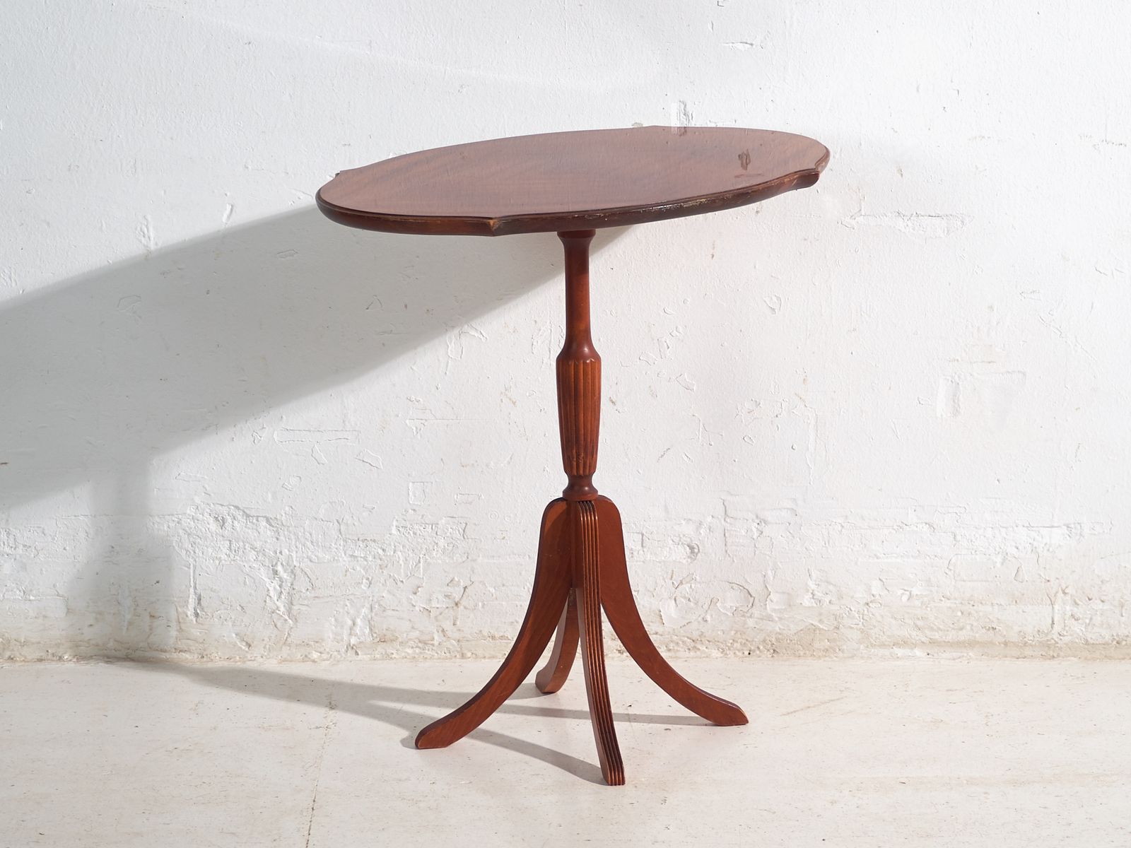 Antique Tripod Side Table In Mahogany Wood – Central Europe, Circa 1930