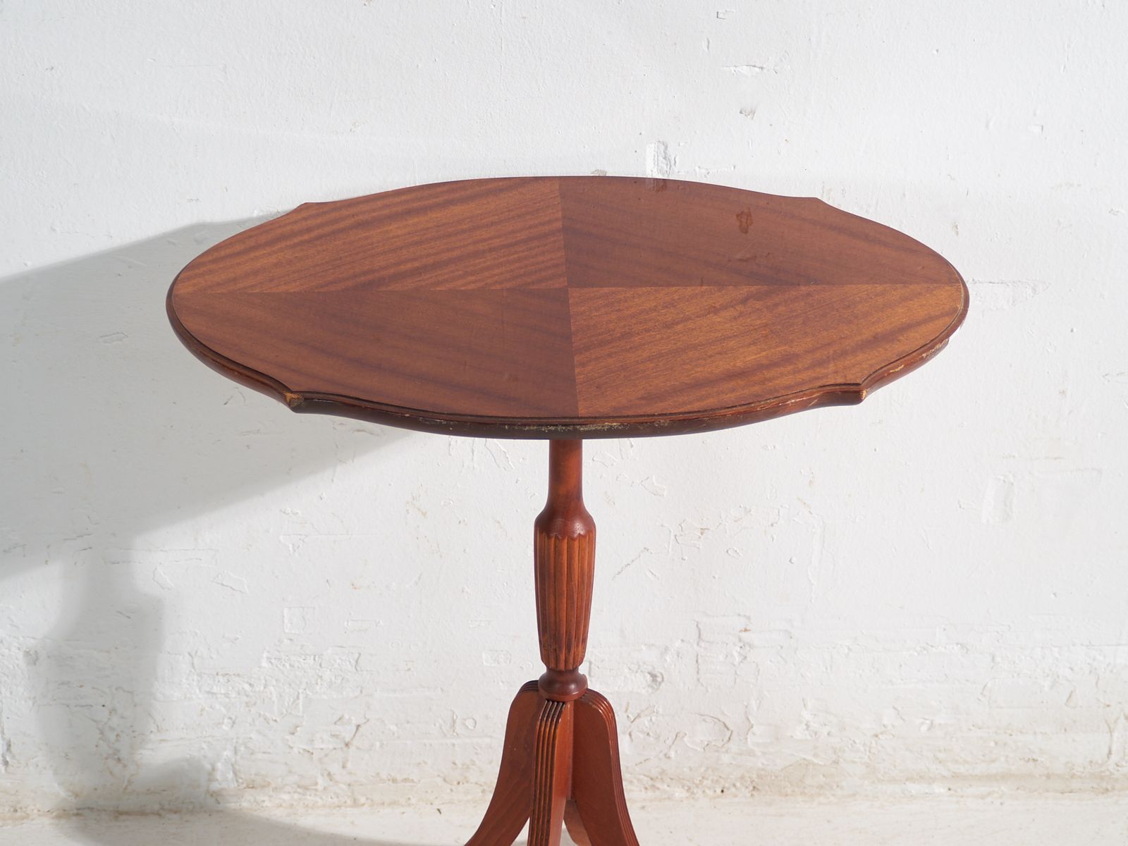 Antique Tripod Side Table In Mahogany Wood – Central Europe, Circa 1930 photo vinterior