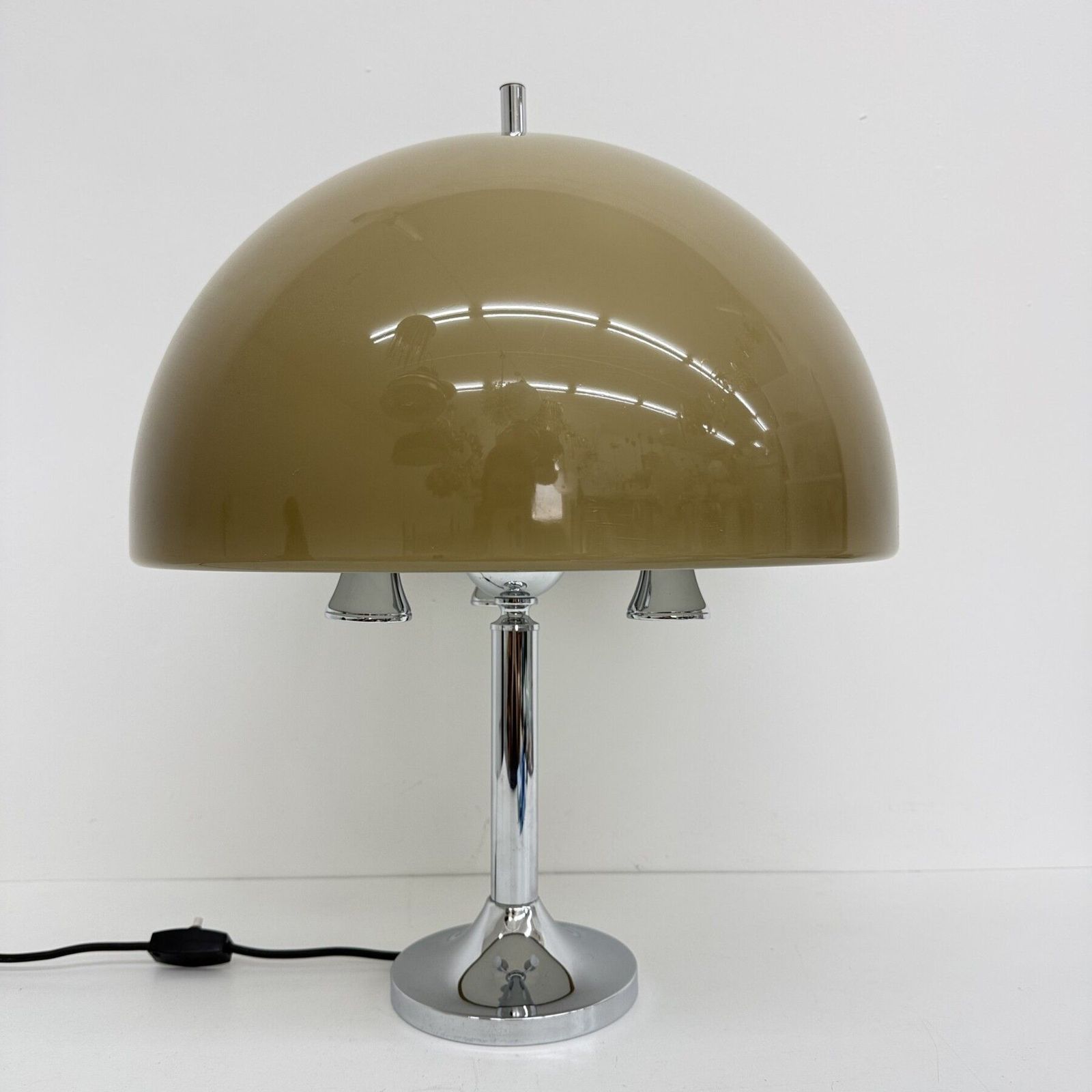 photo vinterior Mid Century Mushroom Table Lamp With Chrome Base , 1970s