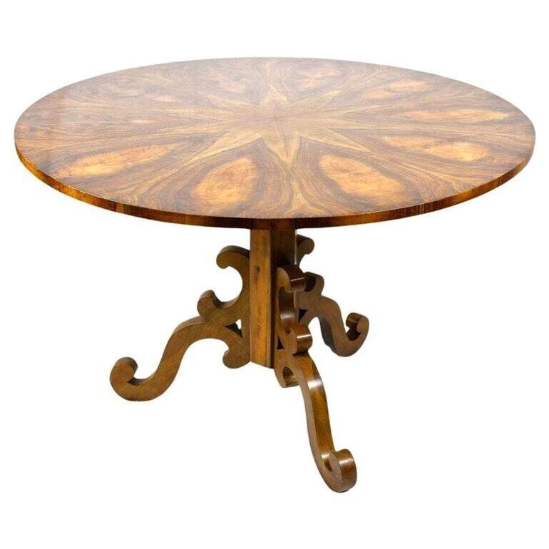 19th Century Round Biedermeier Dining  / Center Table, Nutwood, At Ca 1835