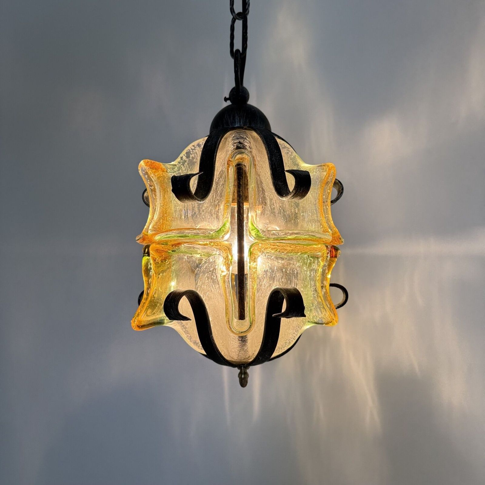 Brutalistische hanglamp van glas en ijzer, jaren 1970 photo 511.0