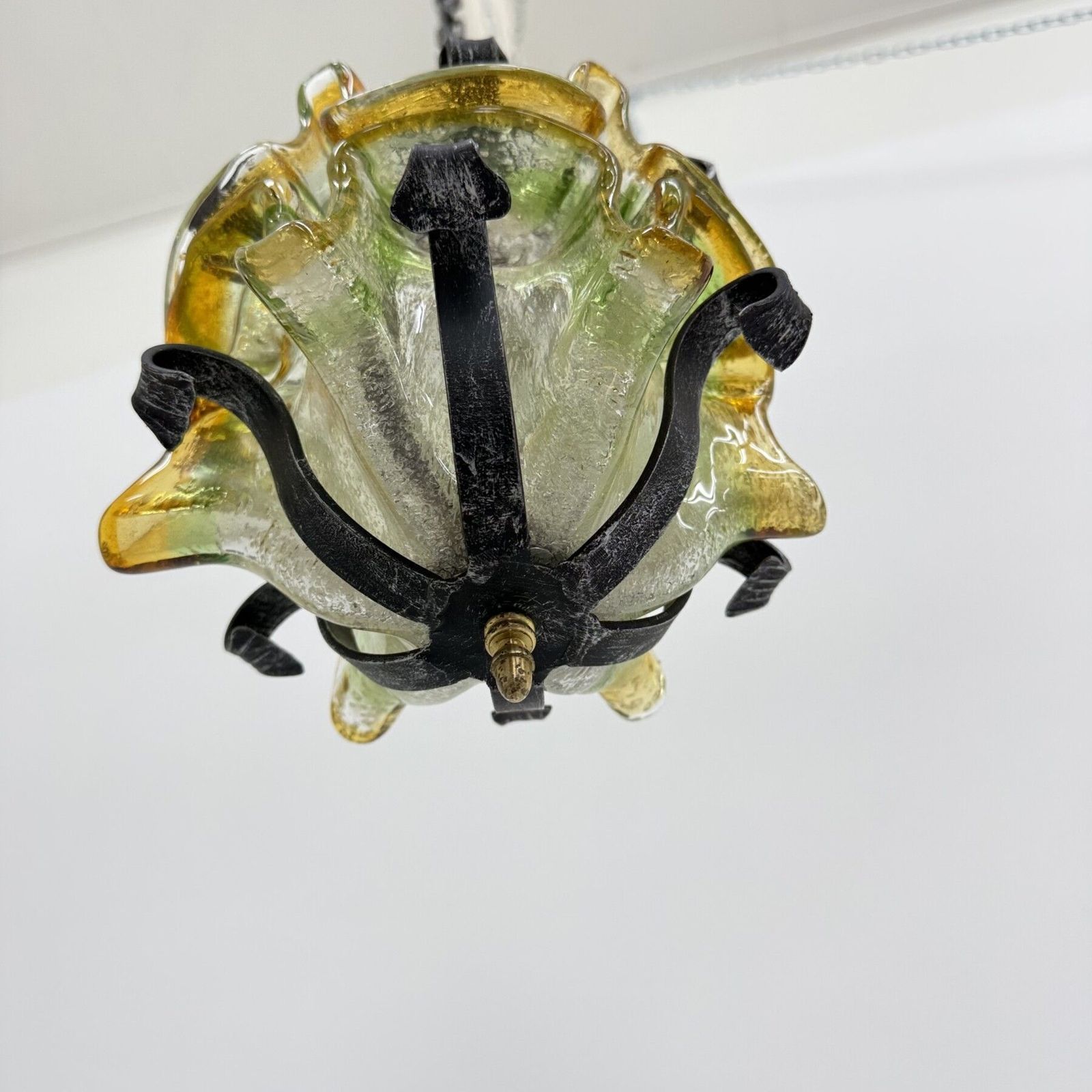 photo buy Brutalistische hanglamp van glas en ijzer, jaren 1970