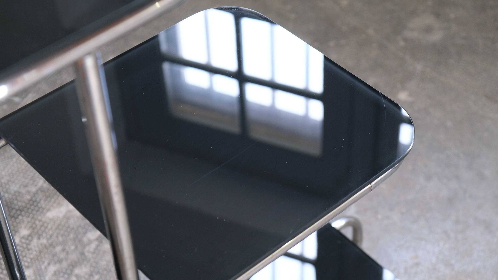 Large Bauhaus Style Tiered Serving Stand With Black Or White Glass Plates photo Furniture