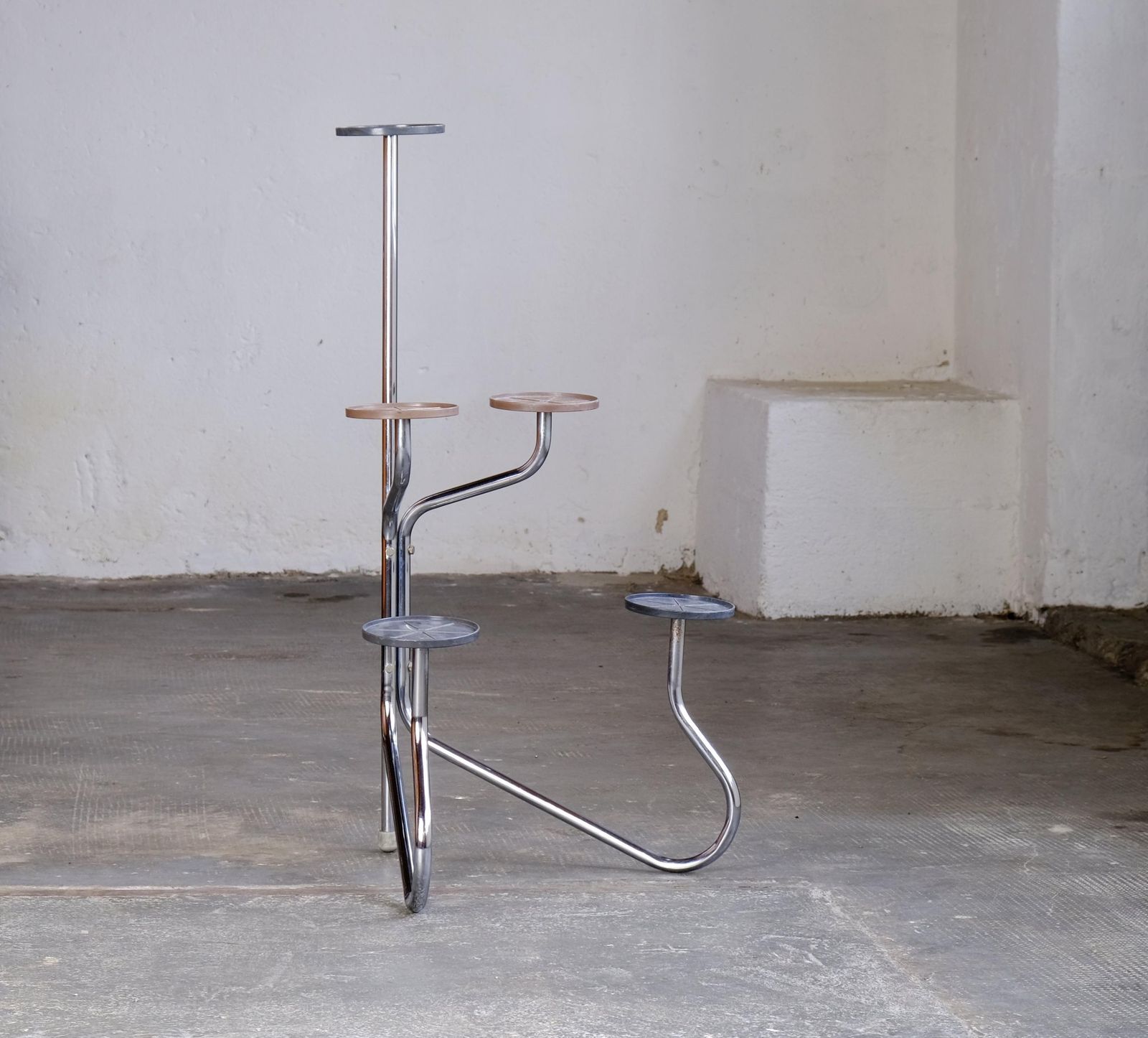 Steel Tube Plant Shelf In Bauhaus Design With Five Shelves photo for sale