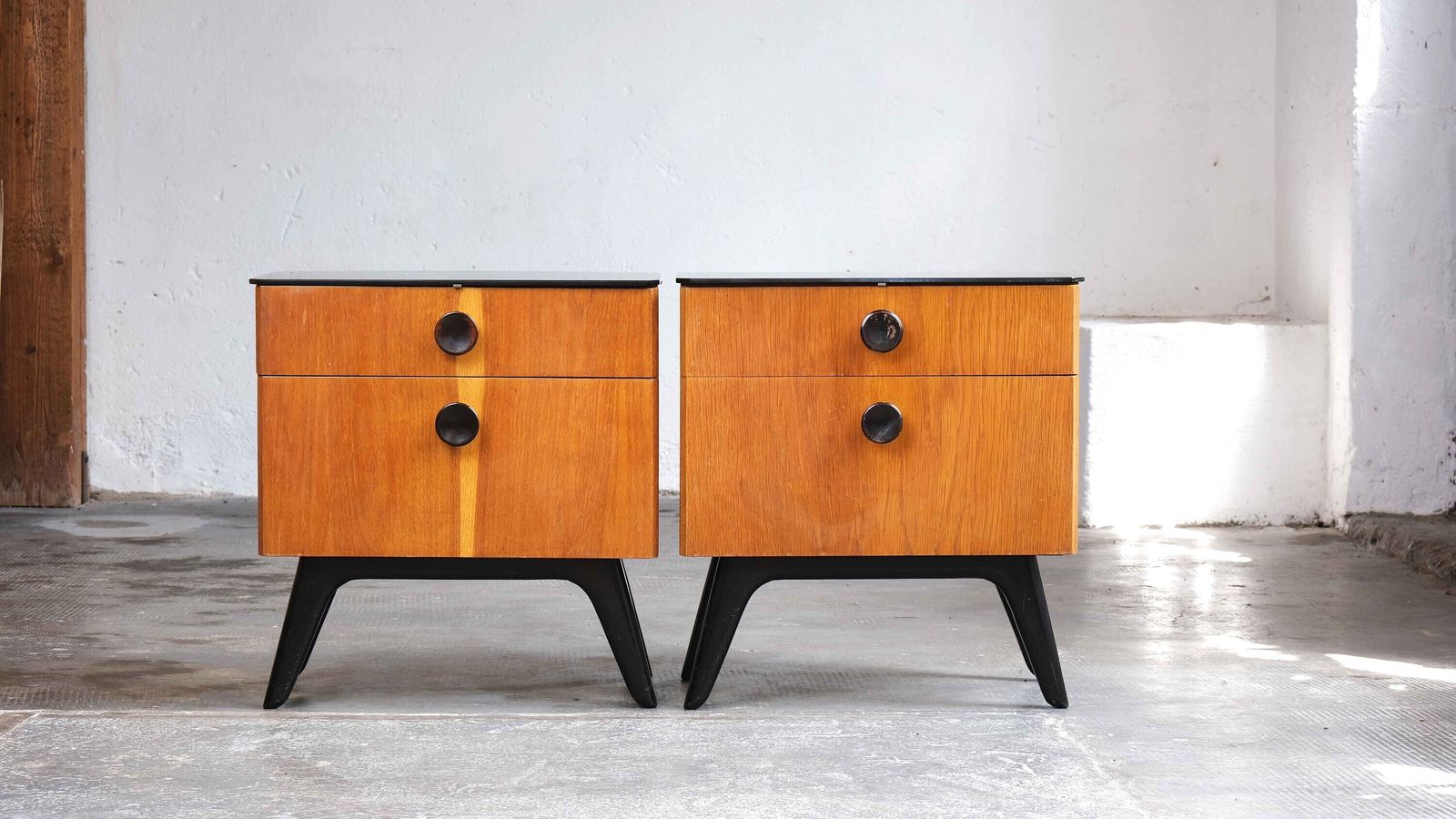 Set Of Two Mid Century Bedside Tables And A Chest Of Drawers With Mirror photo vintage