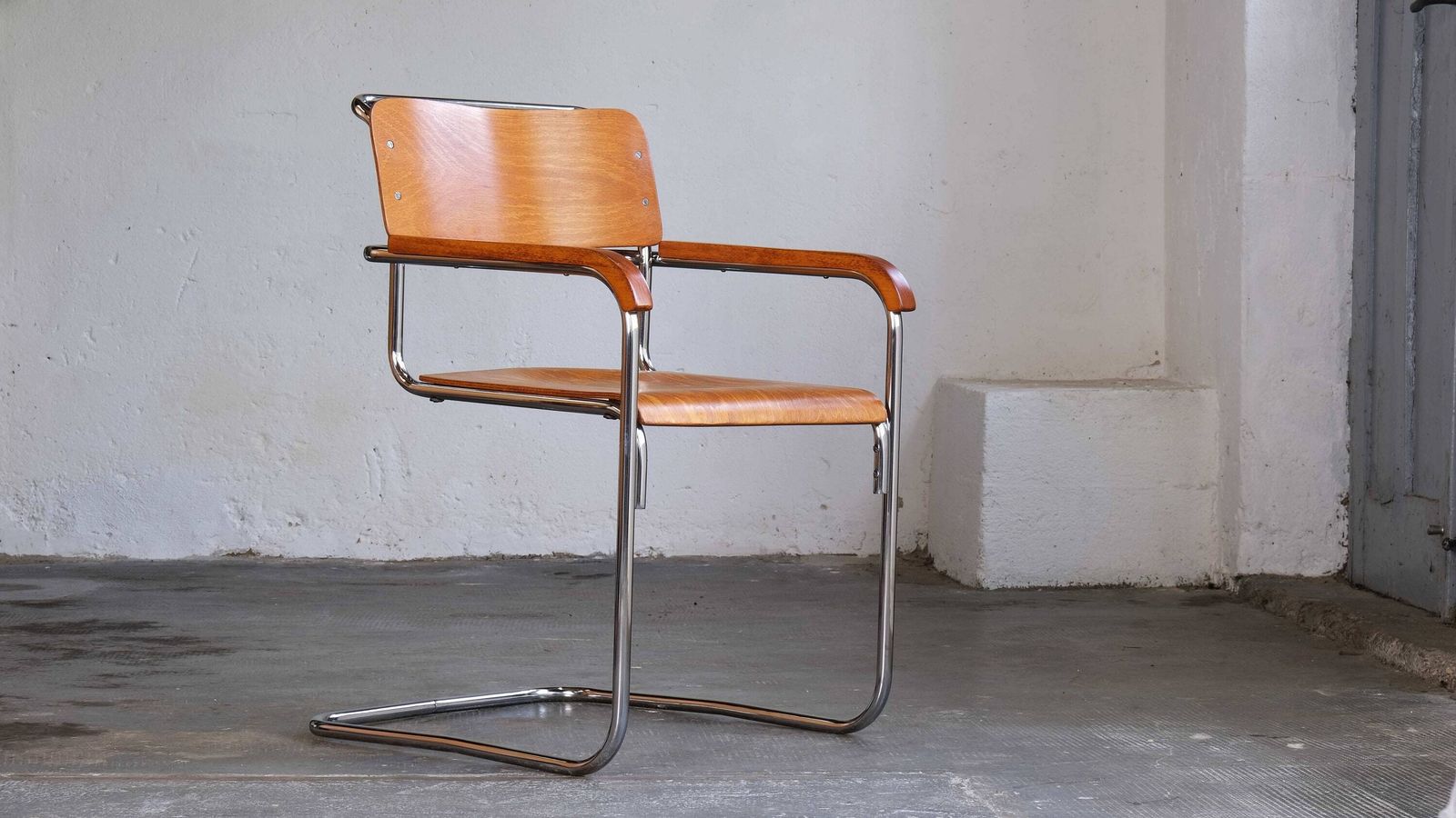 Bauhaus Cantilever Chair, Model B34 By Marcel Breuer photo for sale