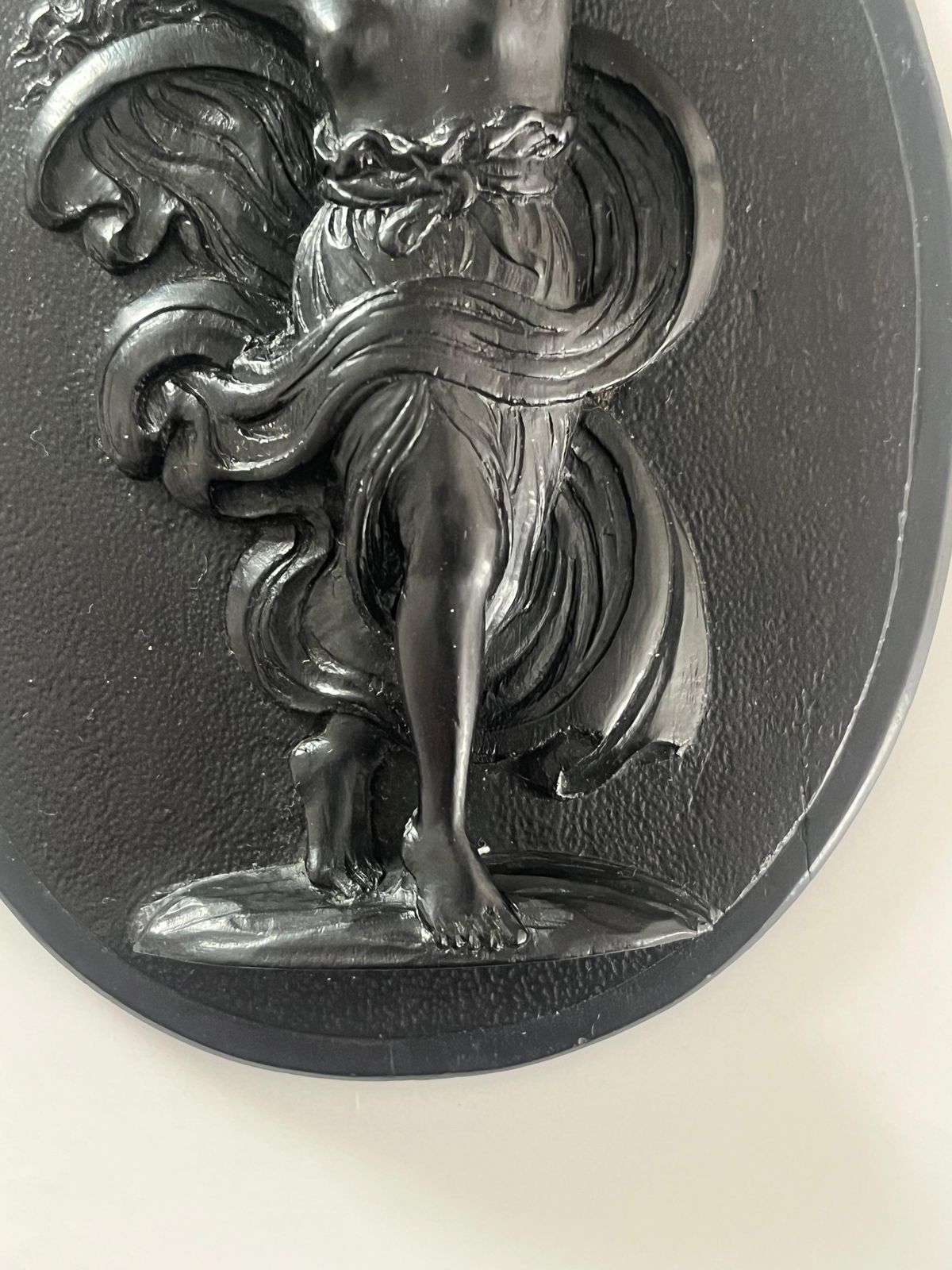 Antiek zwart basalt wandreliëf, mogelijk van Josiah Wedgwood, ca. 1860 photo vintage