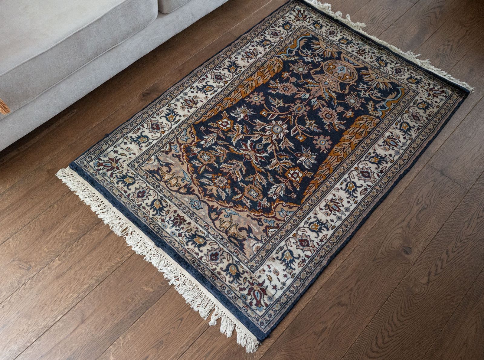 Hand Knotted Navy & Ivory 'Tree Of Life' Rug In 100% Wool Pile photo furniture