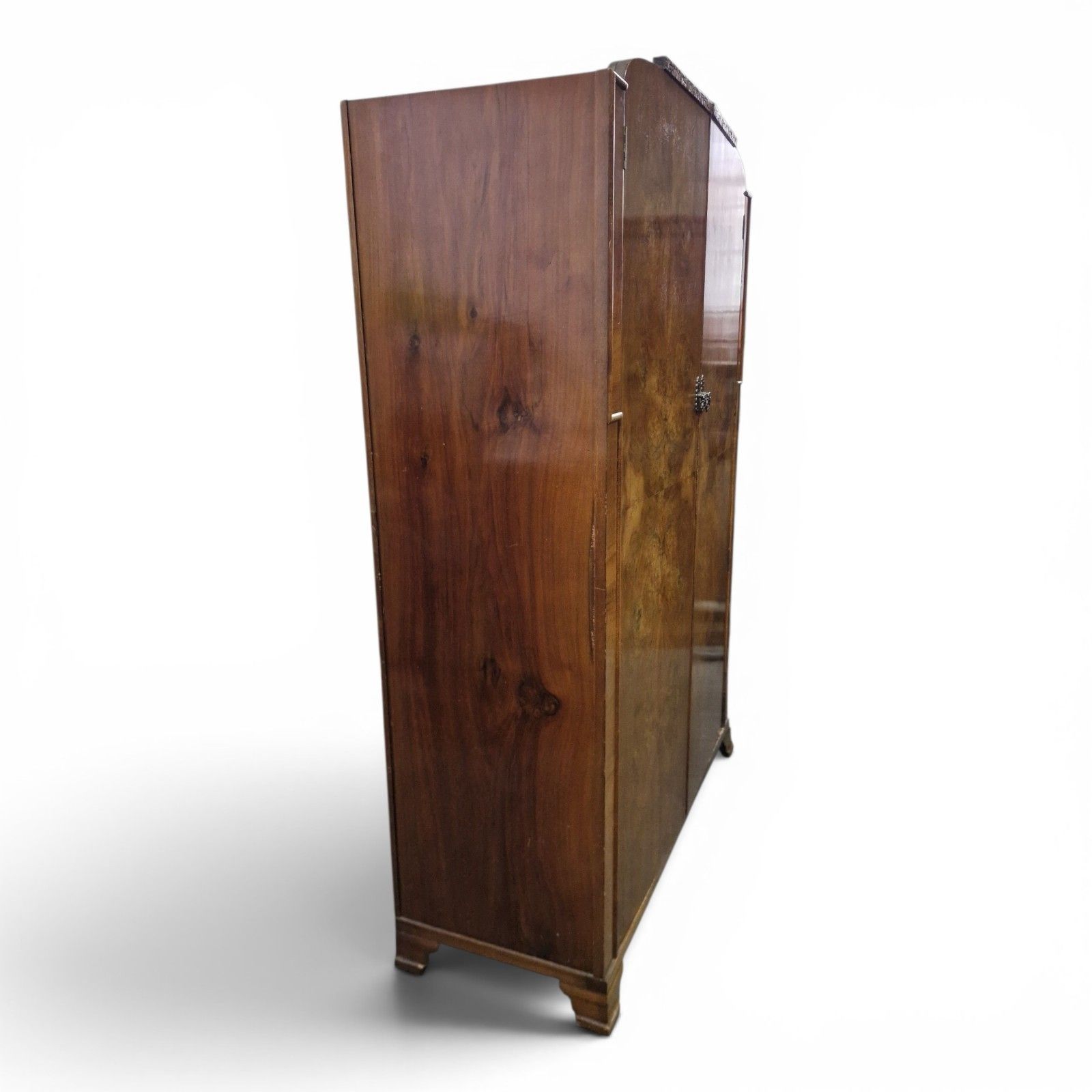 photo vinterior Art Deco Walnut Wardrobe Armoire Antique Vintage Figured Double Doors Carved