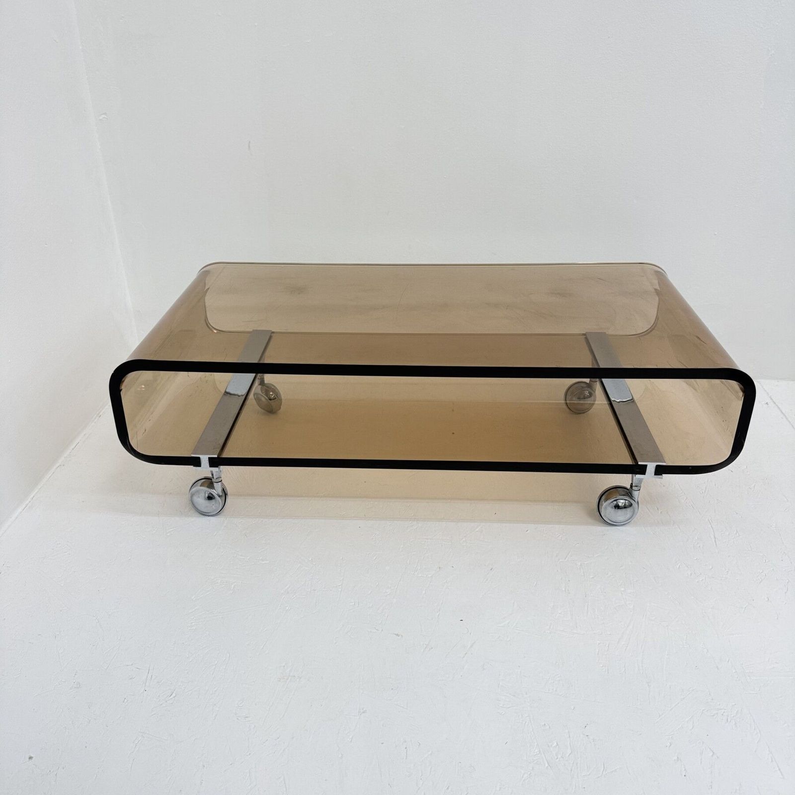 Mid Century Plexiglas Design Salontafel Van Michel Dumas Voor Roche Bobois, 1972 photo furniture