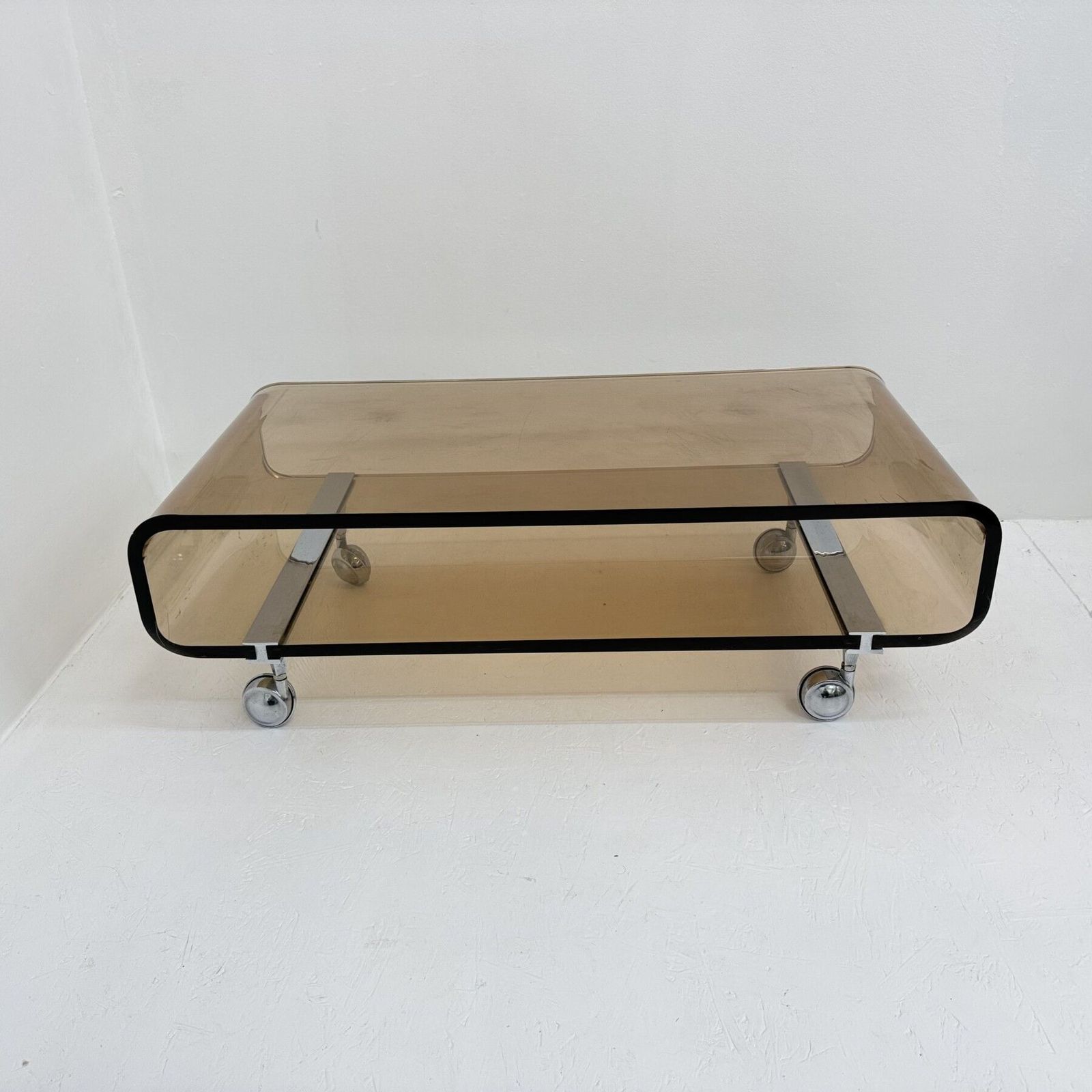 Meubels Mid Century Plexiglas Design Salontafel Van Michel Dumas Voor Roche Bobois, 1972 photo