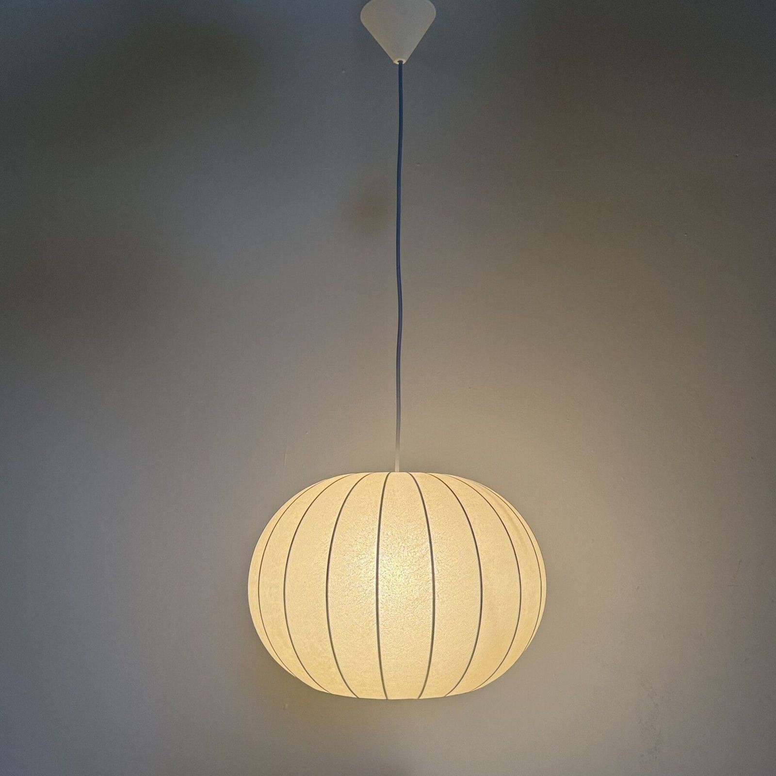 Cocoon Hanglamp, Ca. Jaren 1970, Duitsland photo for sale