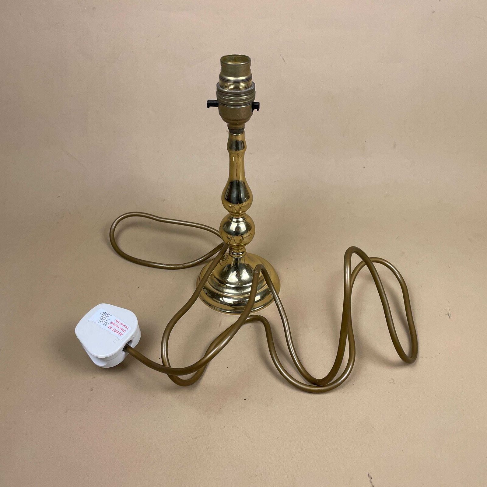 photo for sale Gold Brass Metal Lamp Light Bedside Side Table Desk Column Pillar Ornate Round Base Cottage Antique Vintage Classic Candle
