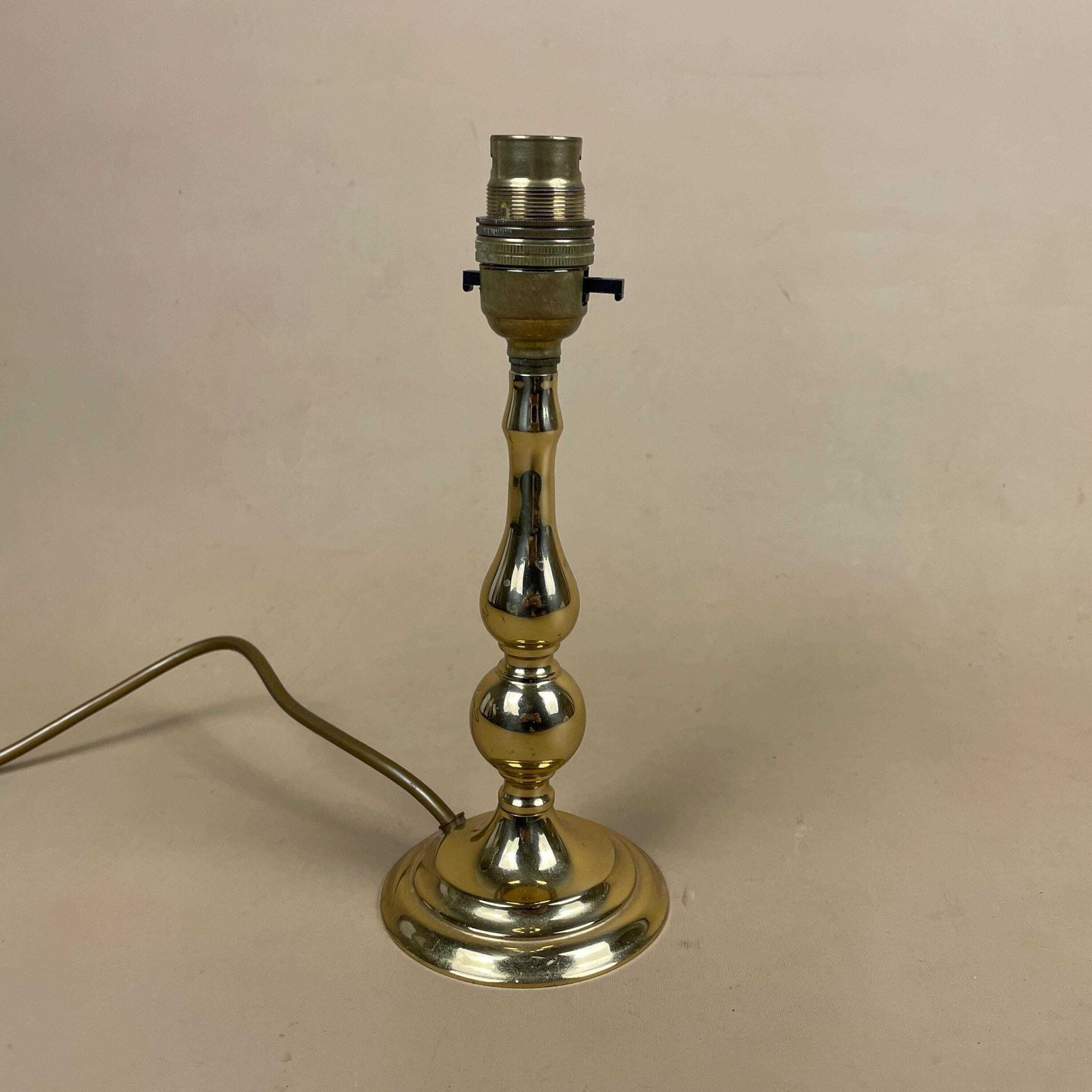 Gold Brass Metal Lamp Light Bedside Side Table Desk Column Pillar Ornate Round Base Cottage Antique Vintage Classic Candle photo furniture