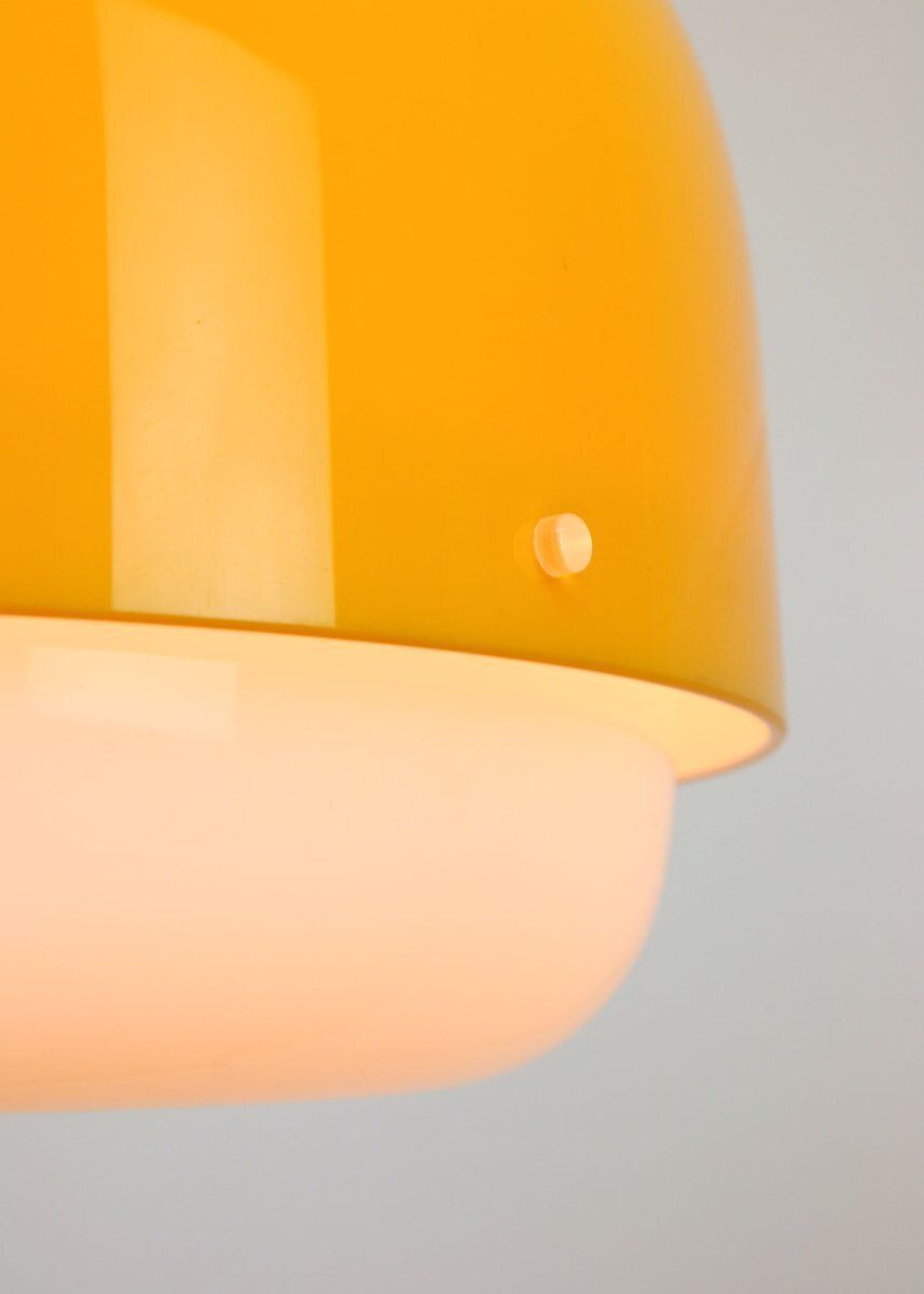 Space Age gele Medusa vloerlamp van Luigi Massoni voor Guzzini, jaren 1970 photo 2928.0
