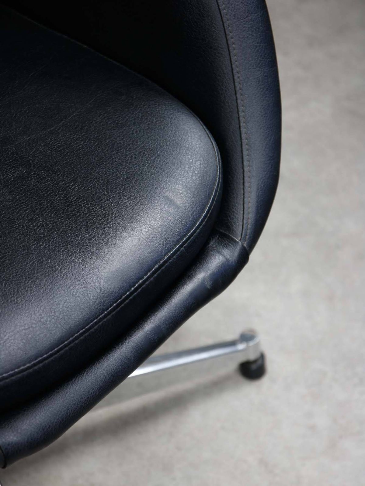 Vintage Italian Black Leatherette And Chrome Swivel Chair photo 640.0