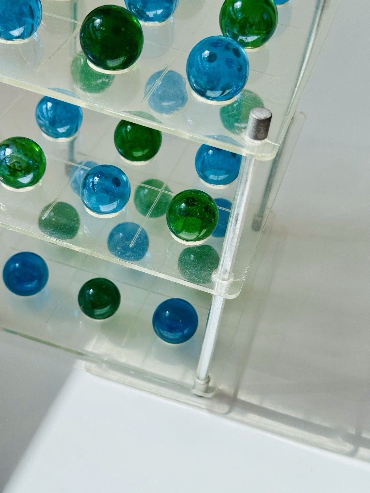photo vinterior 1970's 3d Lucite Tri Tac Toe Game With Blue & Green Glass Marbles