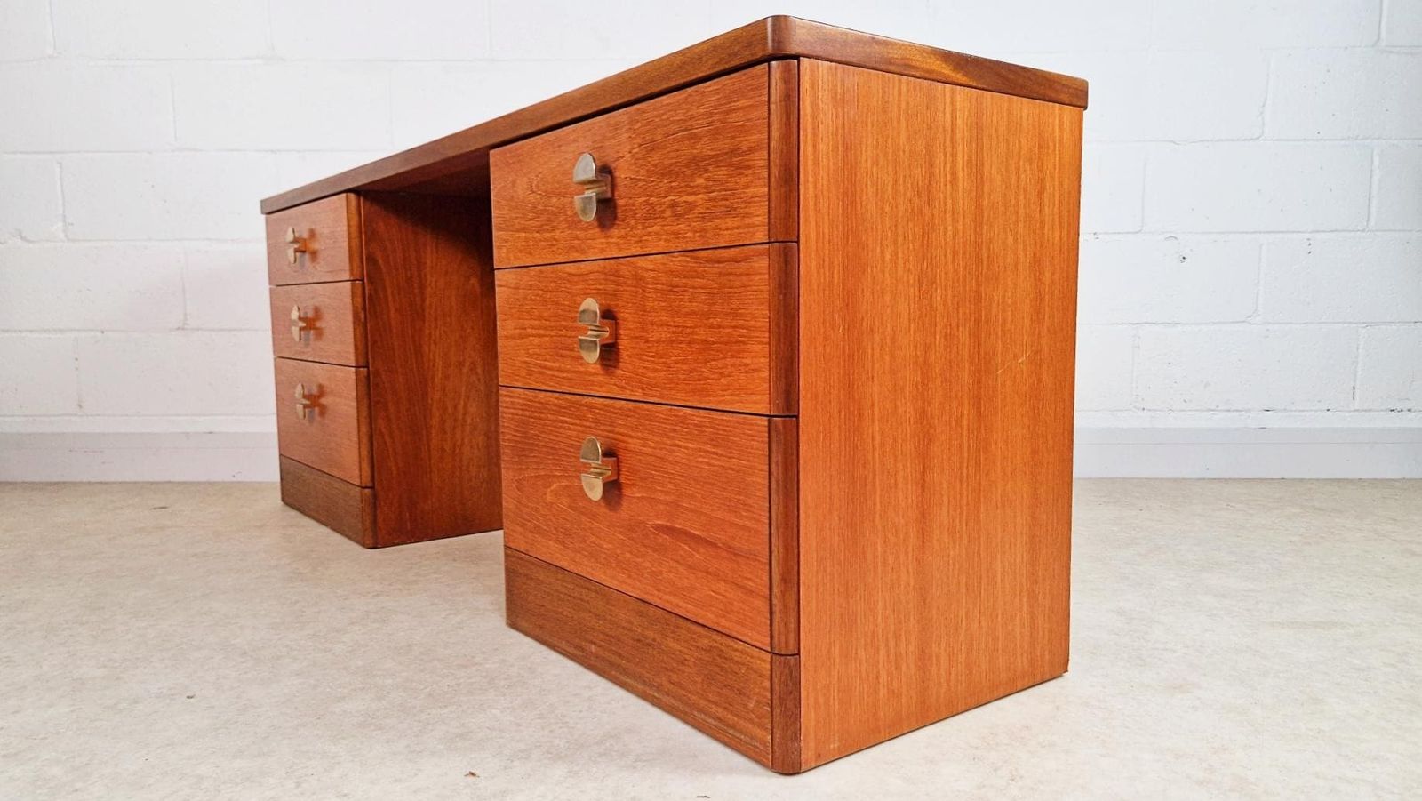 John & Sylvia Reid For Stag Vintage Mid Century Medium Teak Writing Desk Pg183 photo Furniture