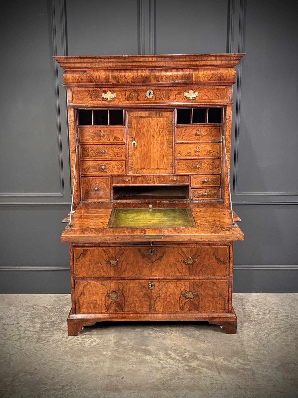 Queen Anne Walnut Secretaire Chest / Escritoire
