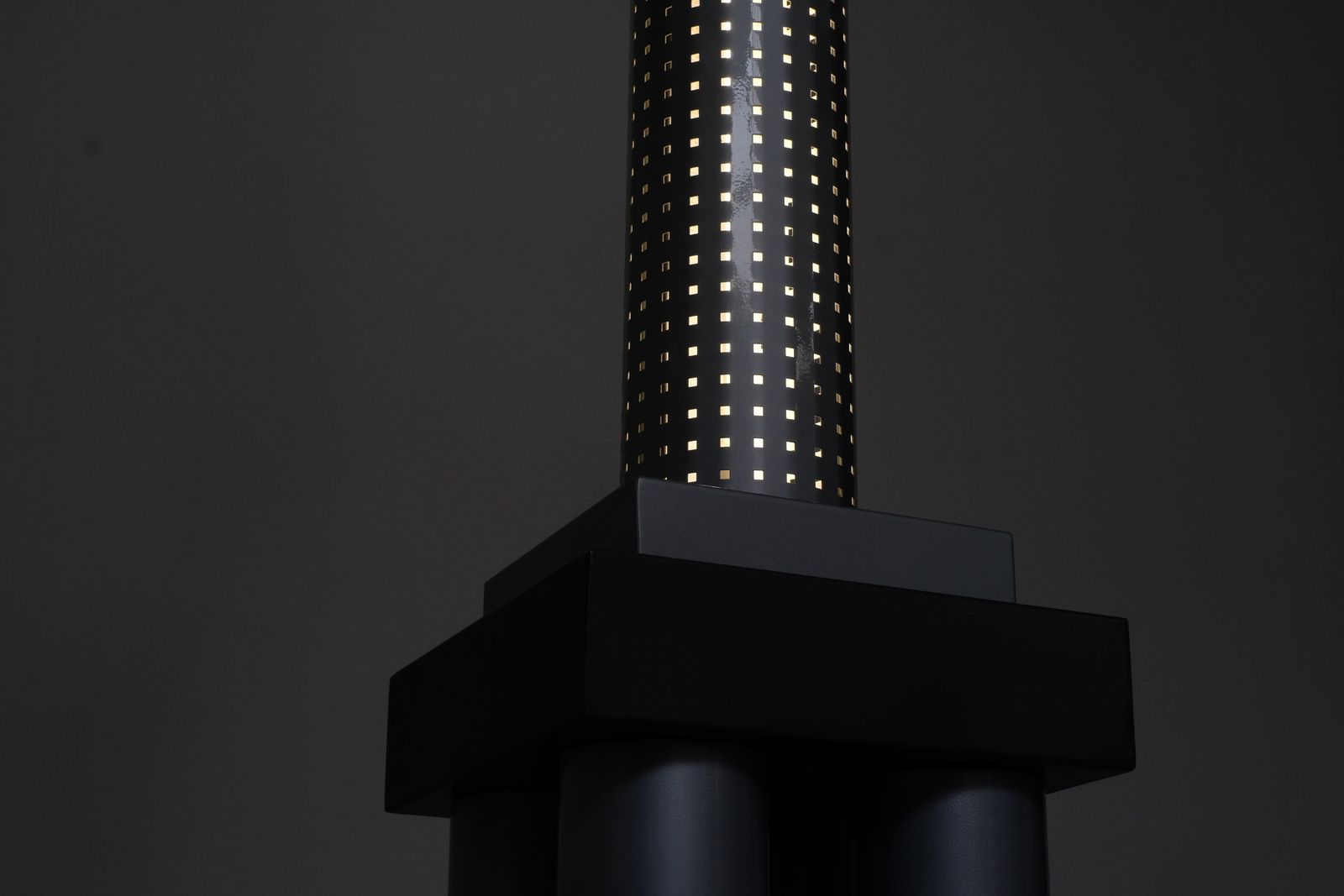 Floor Lamp “ Chicago Tribune ” By Matteo Thun For Bieffeplast, Italy 1985. photo vintage