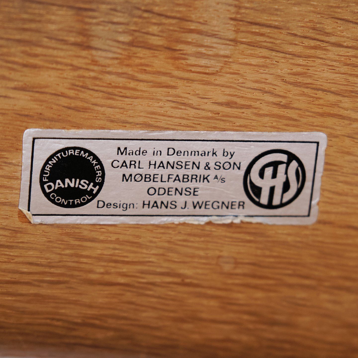 Ch25 Lounge Chair In Patinated Solid Oak And Woven Paper Cord By Hans J. Wegner photo vintage