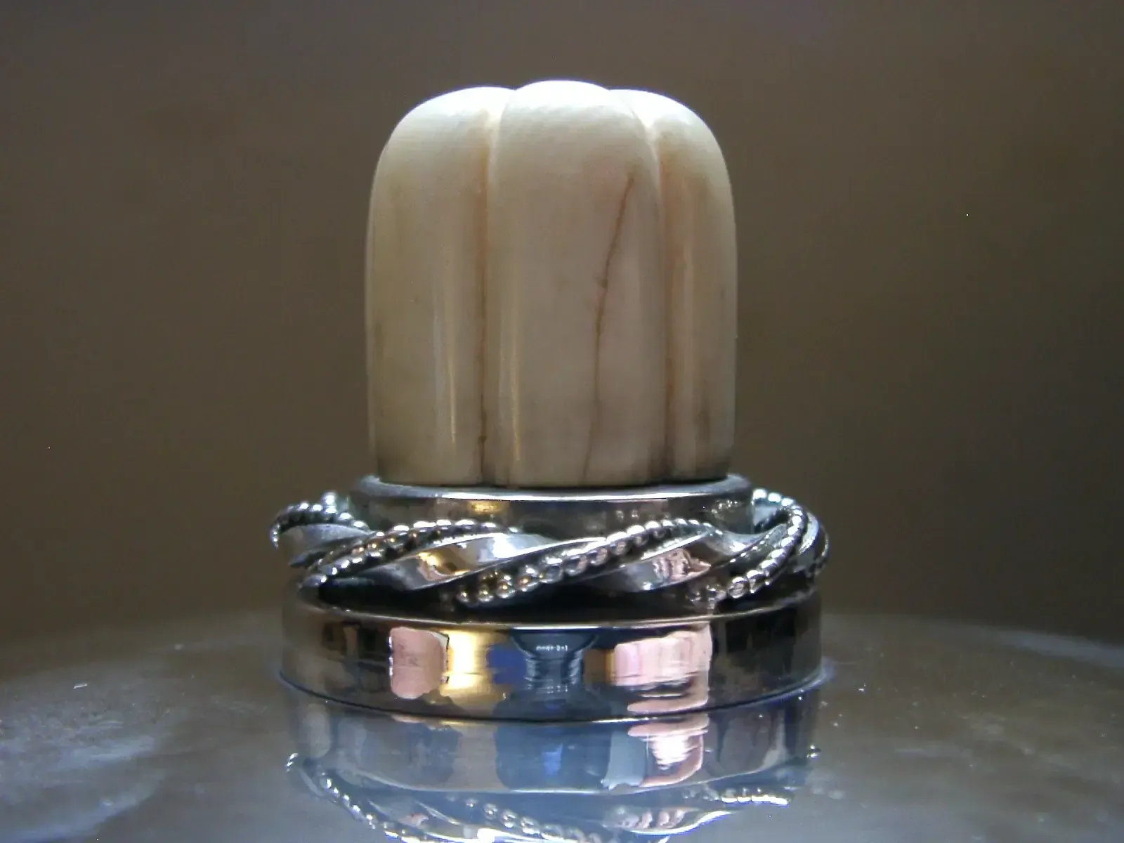 photo furniture Stunning Large 470g 835 Solid Silver Arts & Crafts Lidded Bowl C1920 Planished