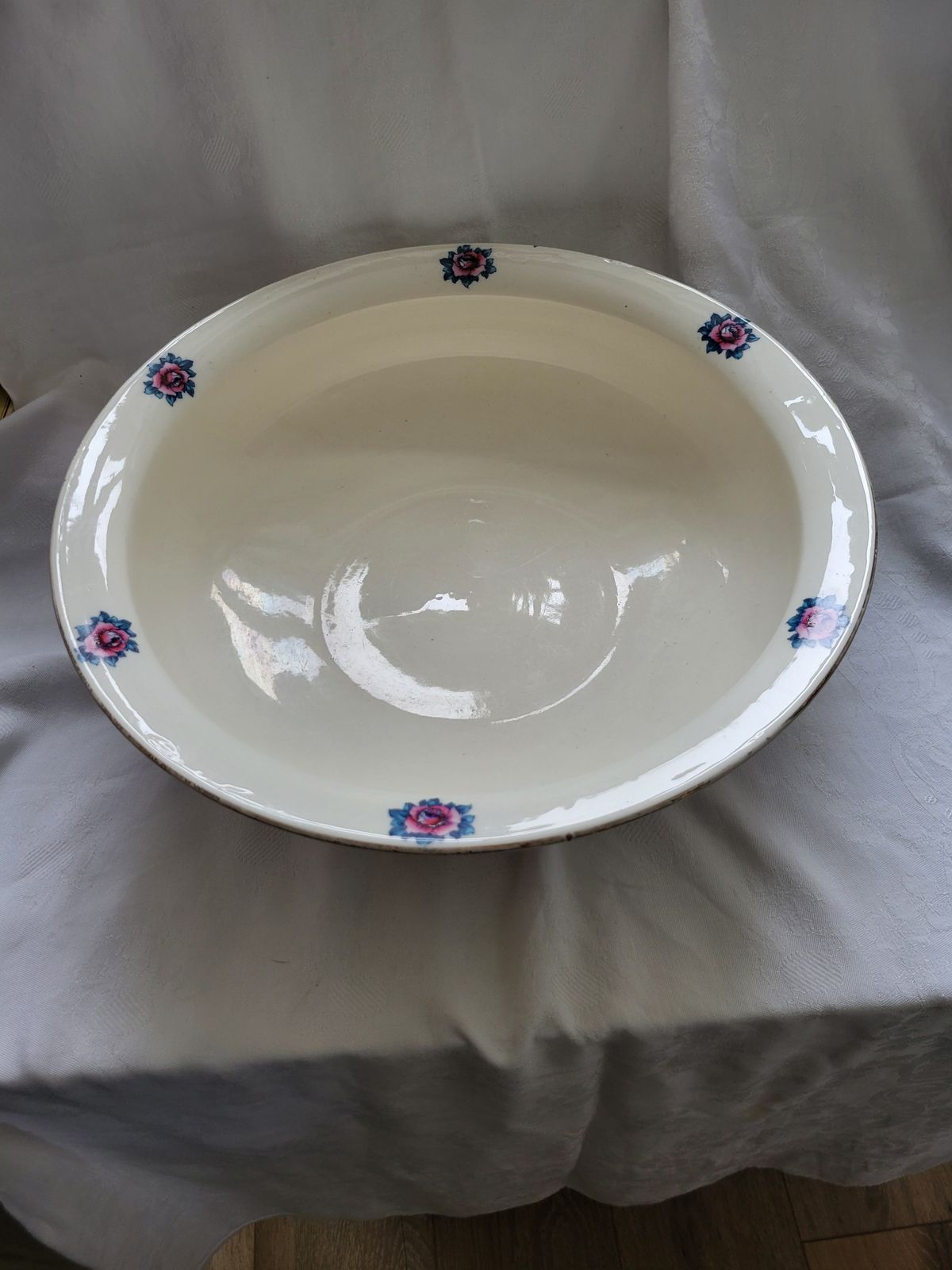 Keeling & Co Losol Ware ‘Kensington’ Wash Bowl – Early 20th Century, Large 42cm photo furniture