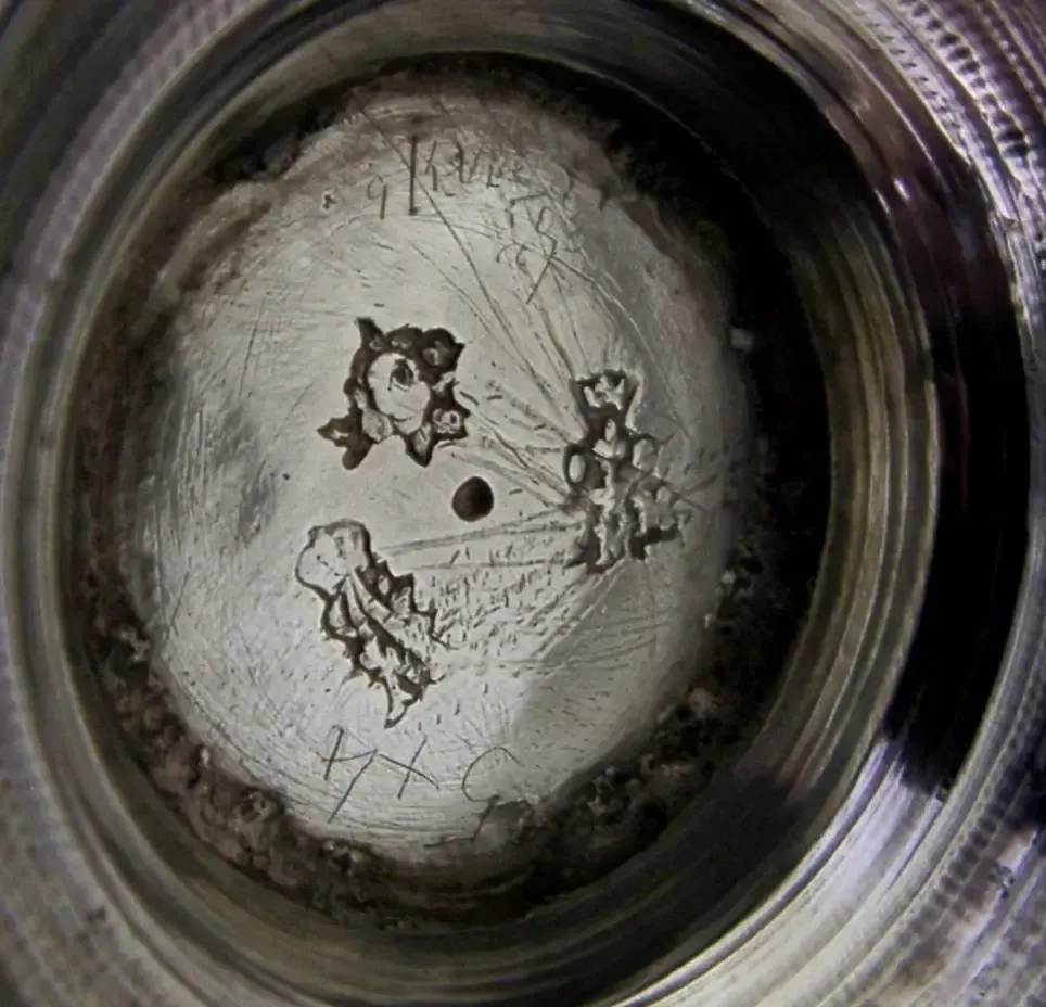 Grand gobelet en argent massif d'époque, France, avant la Révolution, vers 1760, 160 g, XVIIIe siècle photo vintage