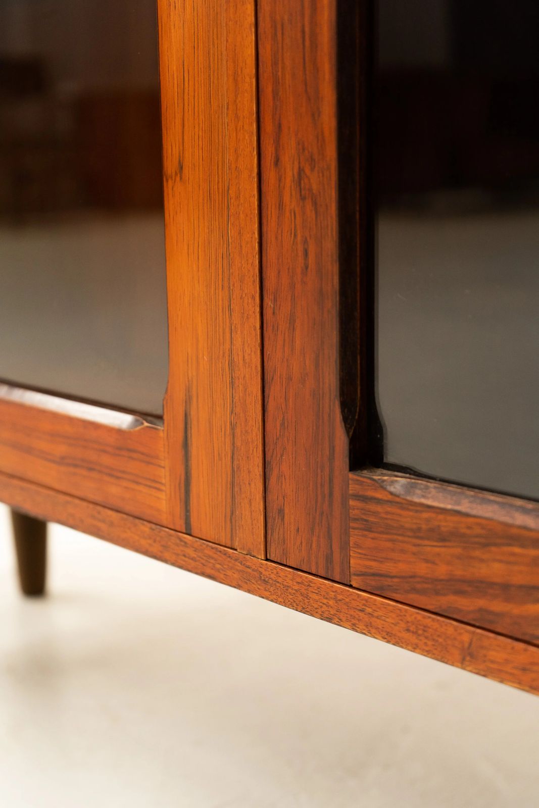 photo furniture Poul Hundevad Rosewood & Glass Bookshelf
