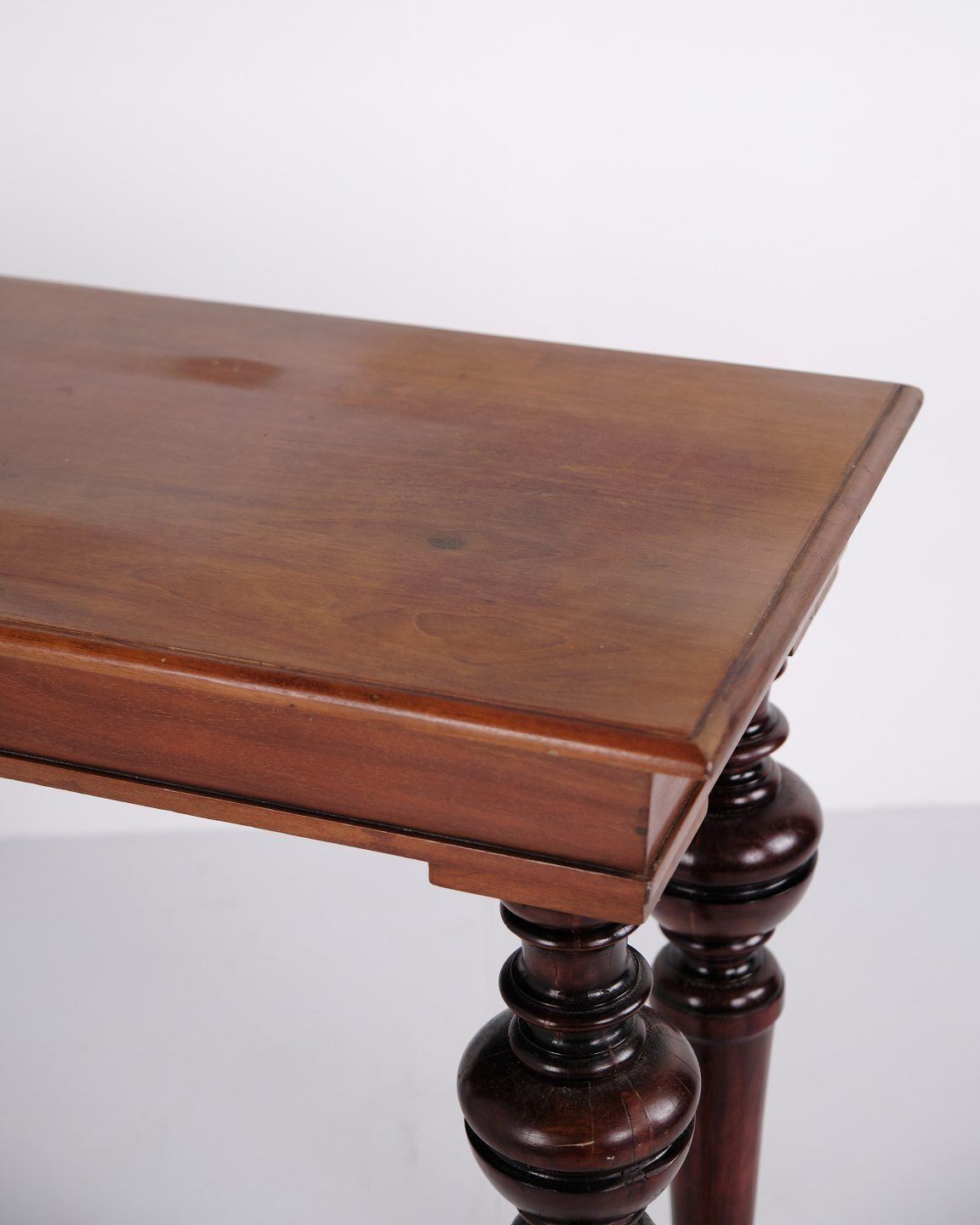 Wall Table / Console Table In Mahogany With Carved Round Legs From The 1880s photo buy