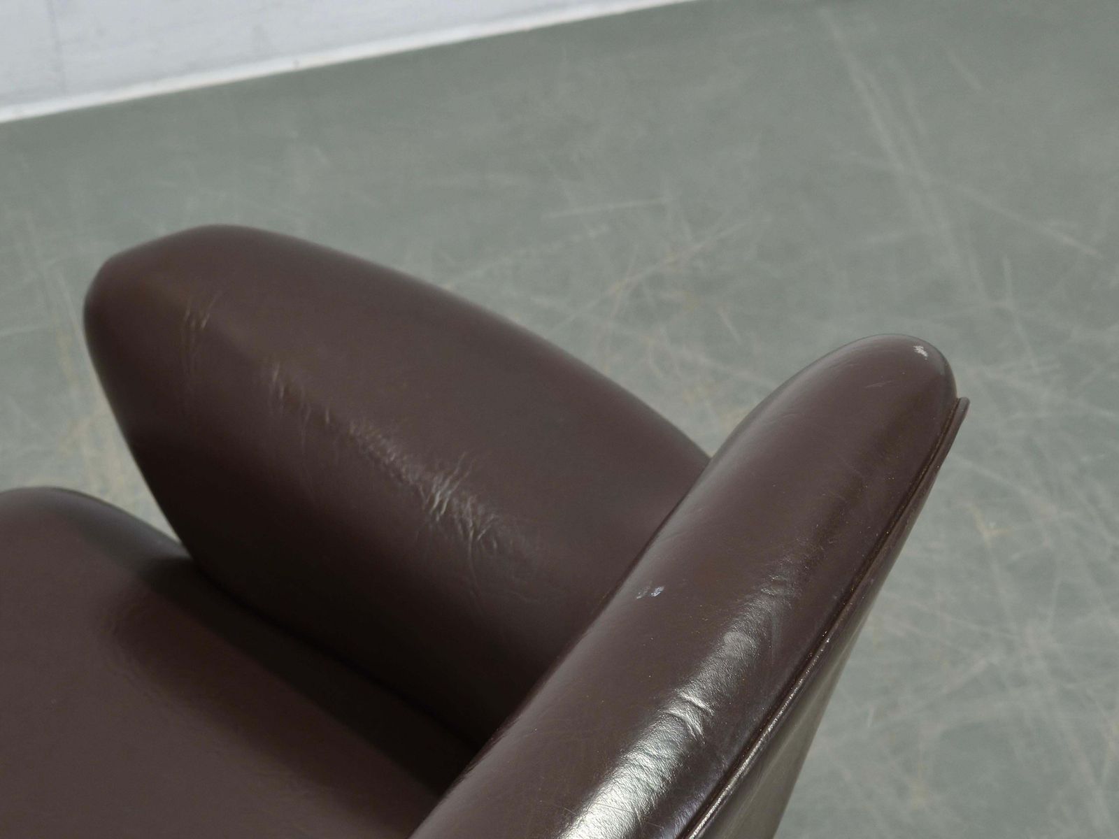 Mobiltecnica Torino Italian Swivel Lounge Chair, 1960s photo vinterior