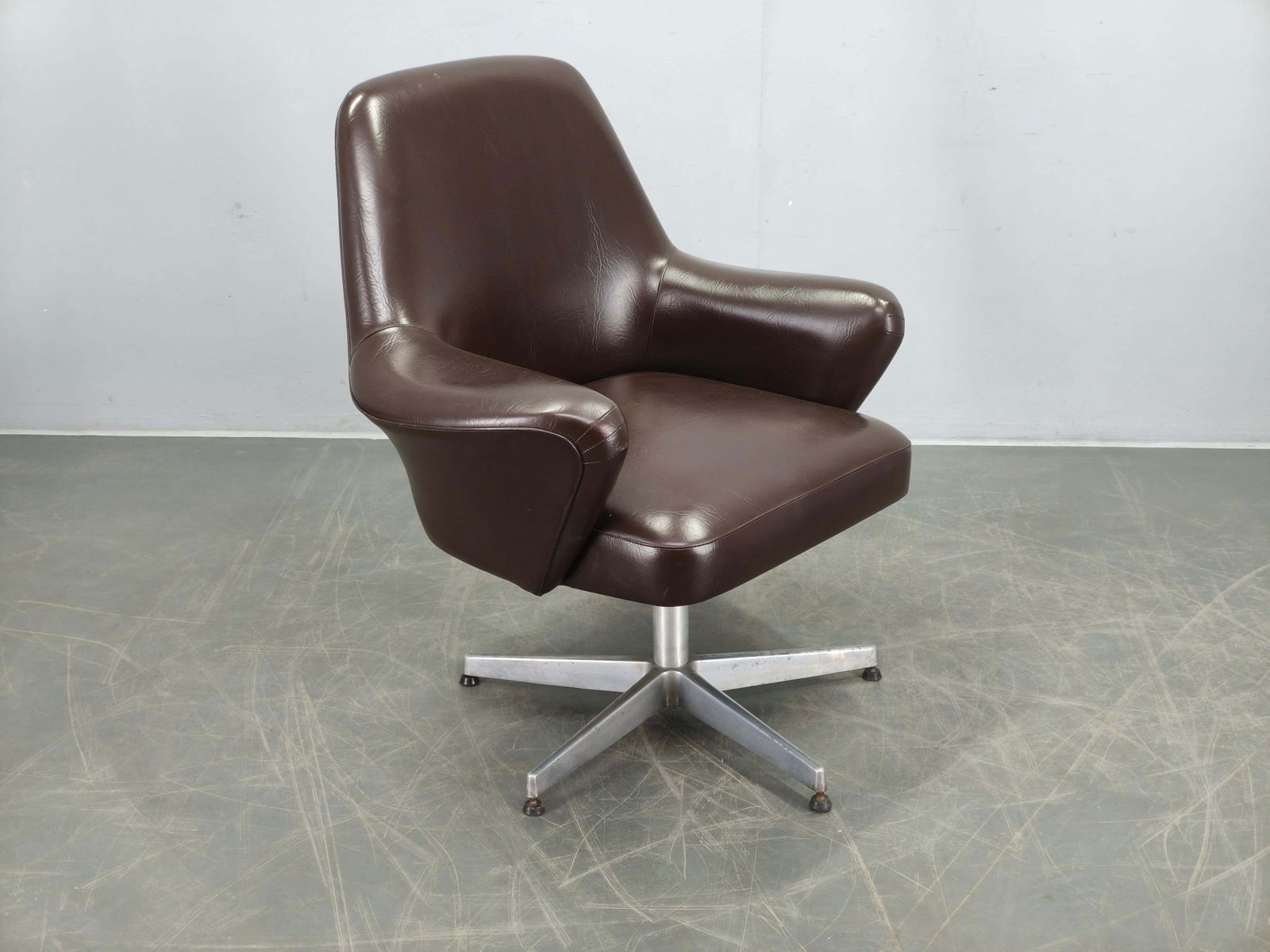 Meubels Mobiltecnica Torino Italiaanse Draaibare Loungestoel, ca. jaren 1960 photo