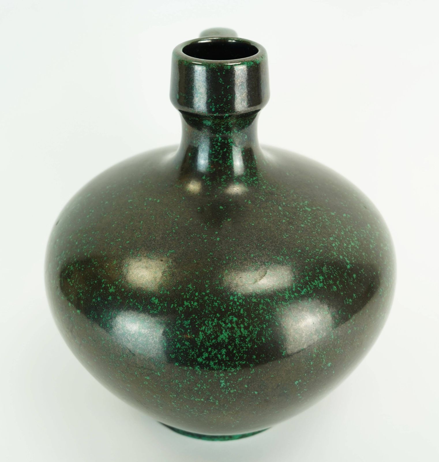 Vase mid-century Ruscha noir et vert, modèle 340, par Kurt Tschoerner photo vinterior