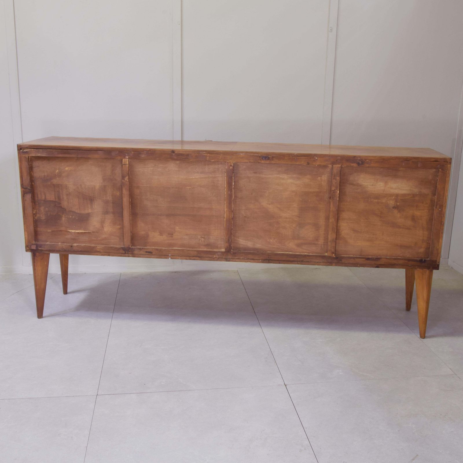 photo vinterior Paolo Buffa Fourdoor Walnut Credenza With Checkerboard Marquetry 1950s