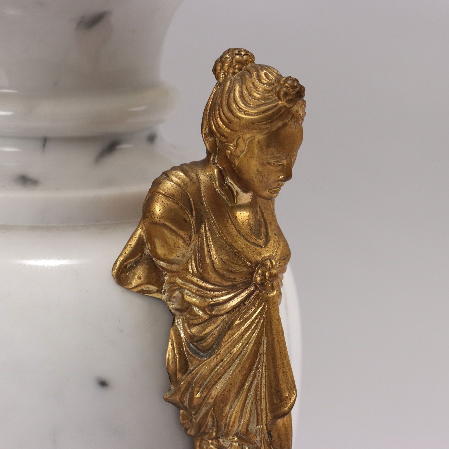 Paire de lampes vintage en marbre blanc et laiton, Italie, XXe siècle photo Luminaires