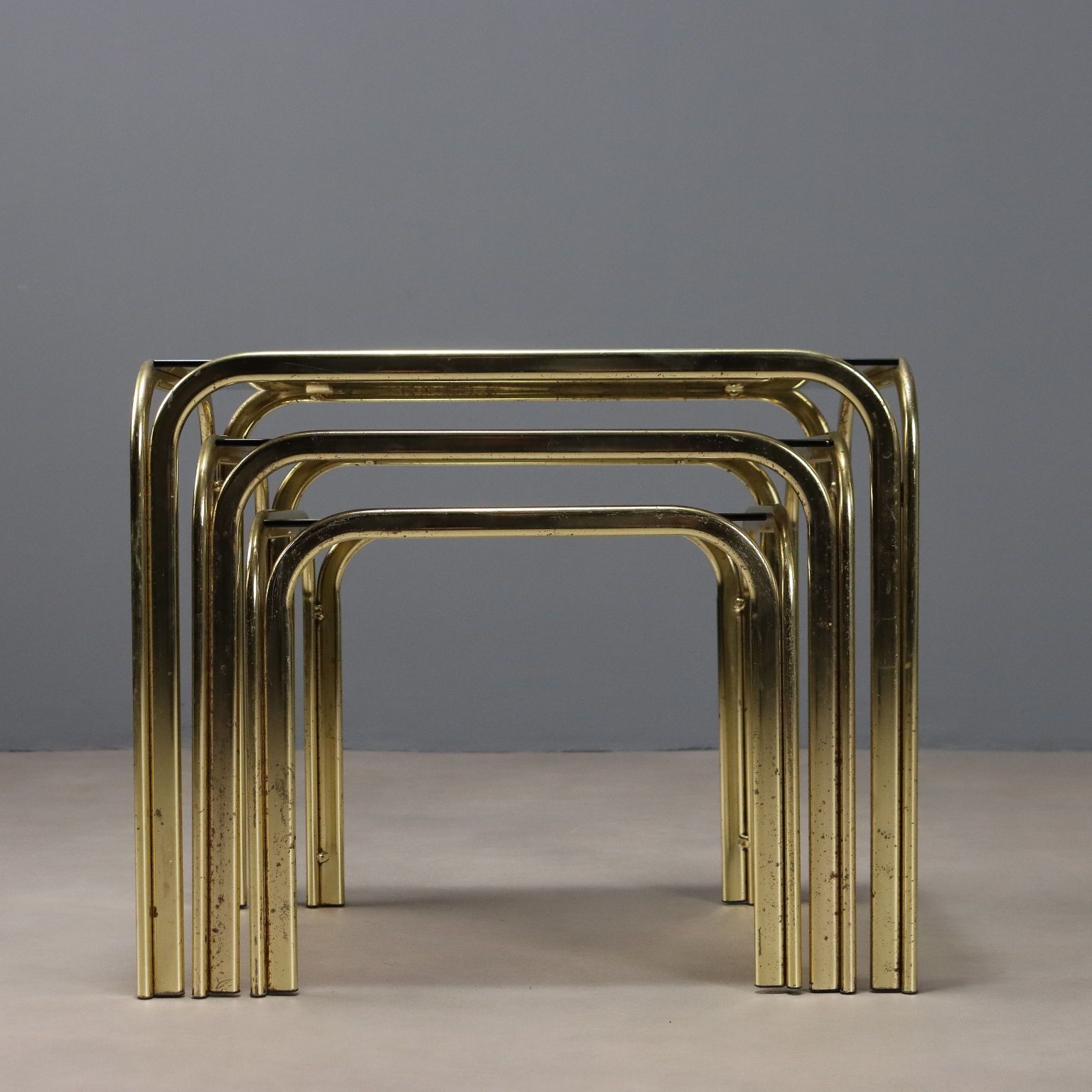 Tables basses vintage en laiton et verre, Italie, années 1980 photo buy