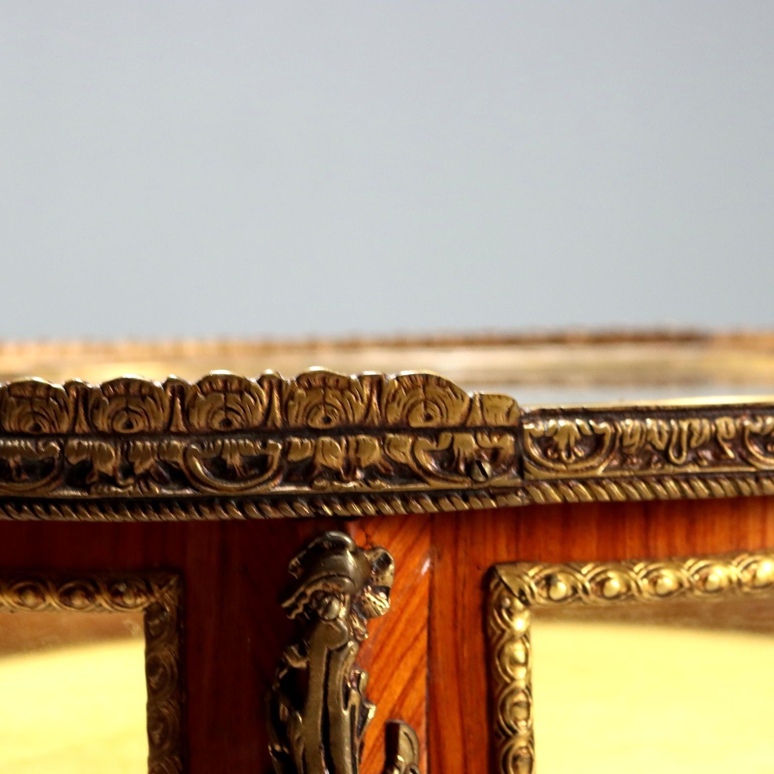 Antieke vitrinetafel Napoleon III Bois De Rose, begin 20e eeuw photo 1020.0