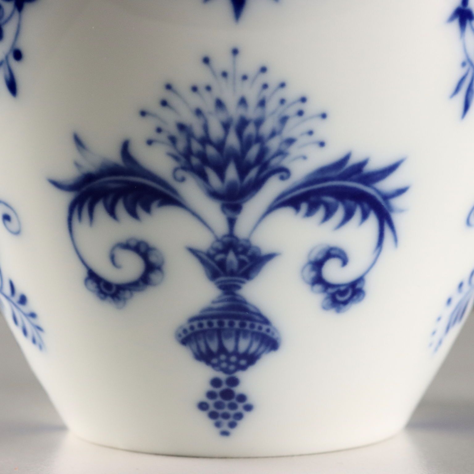 Vases d'époque Heinrich Selb Bavaria en porcelaine, Allemagne, XXe siècle photo buy