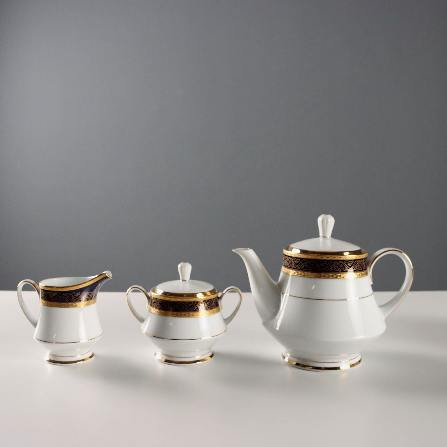 photo furniture Antiek theestel Legacy Noritake Cambridge 3993 Porselein Philippines
