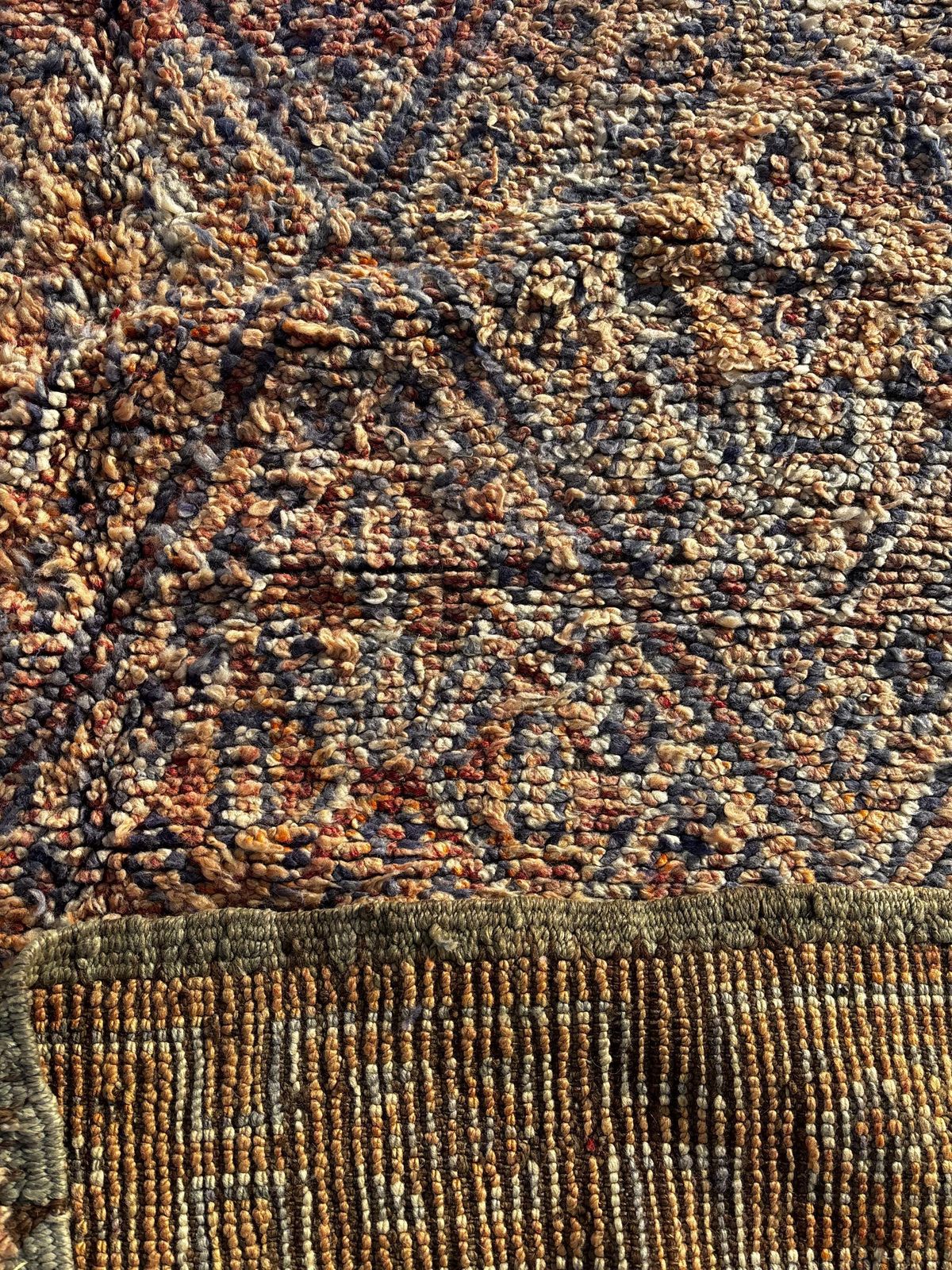 Vintage Marokkaans Beni M'guild-tapijt 190x290 cm – met de hand geweven wollen Berber-tapijt uit het Atlasgebergte photo buy